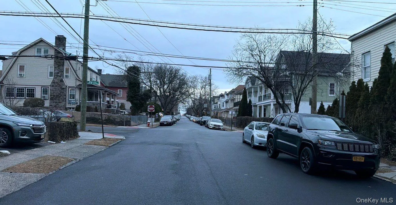 404 2nd Avenue, Mount Vernon, NY, 3 Bedrooms Bedrooms, 7 Rooms Rooms,1 BathroomBathrooms,Residential,For Rent,2nd,0,1065644 404 2nd Avenue, Mount Vernon, NY, 3 Bedrooms Bedrooms, 7 Rooms Rooms,1 BathroomBathrooms,Residential,For Rent,2nd,0,1065644