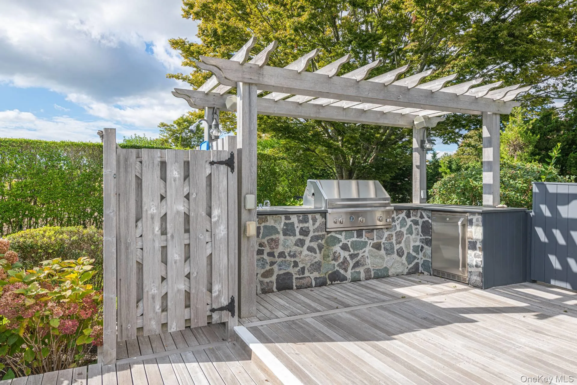 40 Library Avenue, Southampton, NY , With , 5 Bedroom , and , 6 Room , 4 Bathroom , For , Residential Lease , For Rent , 1065645 , MLSID,1065645 40 Library Avenue, Southampton, NY , With , 5 Bedroom , and , 6 Room , 4 Bathroom , For , Residential Lease , For Rent , 1065645 , MLSID,1065645