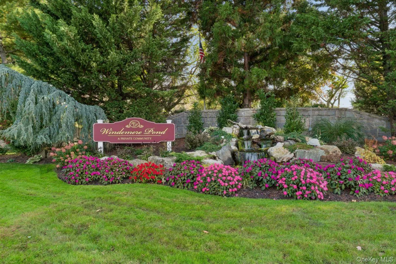 11 Oakmont Lane, Islip, NY, 3 Bedrooms Bedrooms, 6 Rooms Rooms,2 BathroomsBathrooms,Residential,For Rent,Oakmont,0,1065652 11 Oakmont Lane, Islip, NY, 3 Bedrooms Bedrooms, 6 Rooms Rooms,2 BathroomsBathrooms,Residential,For Rent,Oakmont,0,1065652