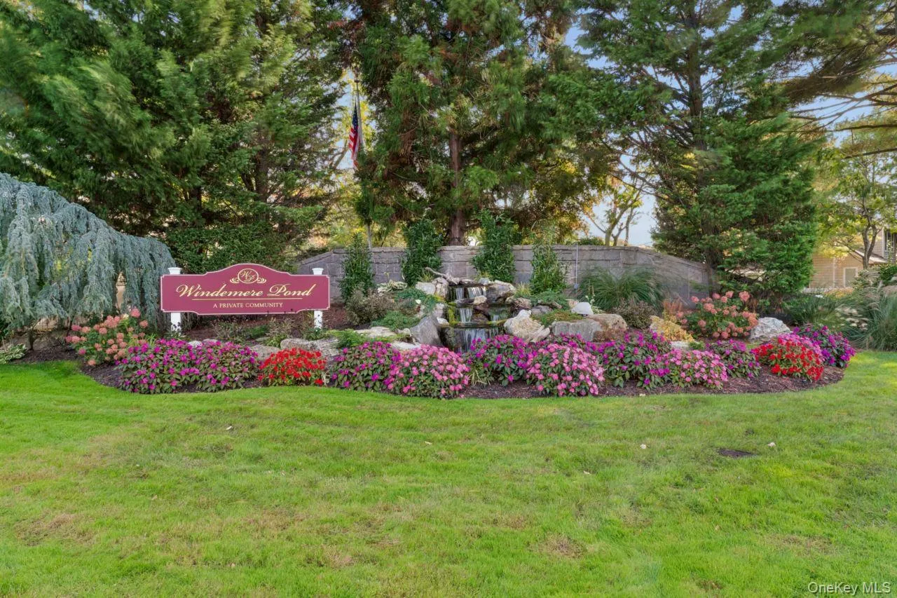 11 Oakmont Lane, Islip, NY, 3 Bedrooms Bedrooms, 6 Rooms Rooms,2 BathroomsBathrooms,Residential,For Rent,Oakmont,0,1065652 11 Oakmont Lane, Islip, NY, 3 Bedrooms Bedrooms, 6 Rooms Rooms,2 BathroomsBathrooms,Residential,For Rent,Oakmont,0,1065652