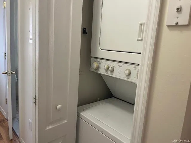 19 Kentucky Street, Long Beach, NY , With , 2 Bedroom , and , 5 Room , 1 Bathroom , For , Residential Lease , For Rent , 1065660 , MLSID,1065660 19 Kentucky Street, Long Beach, NY , With , 2 Bedroom , and , 5 Room , 1 Bathroom , For , Residential Lease , For Rent , 1065660 , MLSID,1065660