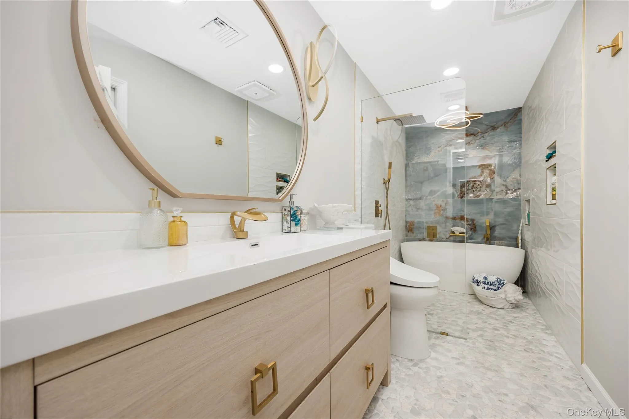 35 Joyces Way, Islip, NY, 2 Bedrooms Bedrooms, 6 Rooms Rooms,2 BathroomsBathrooms,Residential,For Rent,Joyces,0,1065692 35 Joyces Way, Islip, NY, 2 Bedrooms Bedrooms, 6 Rooms Rooms,2 BathroomsBathrooms,Residential,For Rent,Joyces,0,1065692
