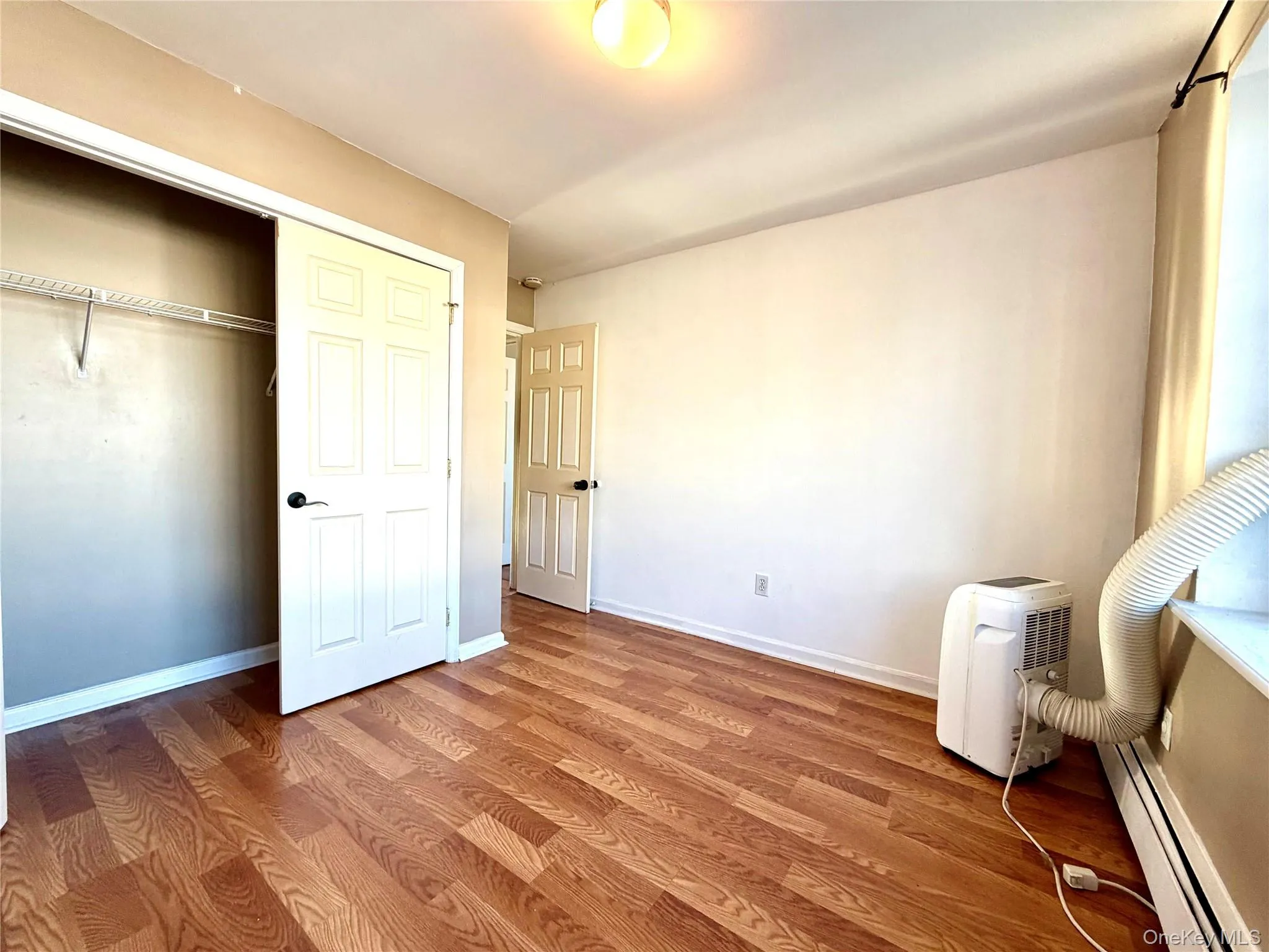176 Beach 97th Street, New York, NY, 3 Bedrooms Bedrooms, 5 Rooms Rooms,1 BathroomBathrooms,Residential Lease,For Rent,Beach 97th,0,1065715 176 Beach 97th Street, New York, NY, 3 Bedrooms Bedrooms, 5 Rooms Rooms,1 BathroomBathrooms,Residential Lease,For Rent,Beach 97th,0,1065715