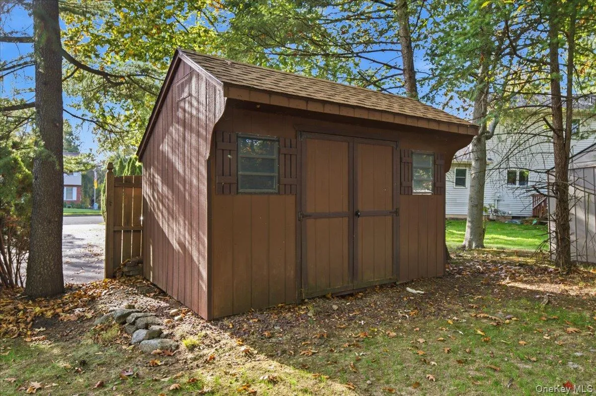 28 Peach Street, Orangetown, NY, 4 Bedrooms Bedrooms, 11 Rooms Rooms,3 BathroomsBathrooms,Residential,For Rent,Peach,0,1065721 28 Peach Street, Orangetown, NY, 4 Bedrooms Bedrooms, 11 Rooms Rooms,3 BathroomsBathrooms,Residential,For Rent,Peach,0,1065721