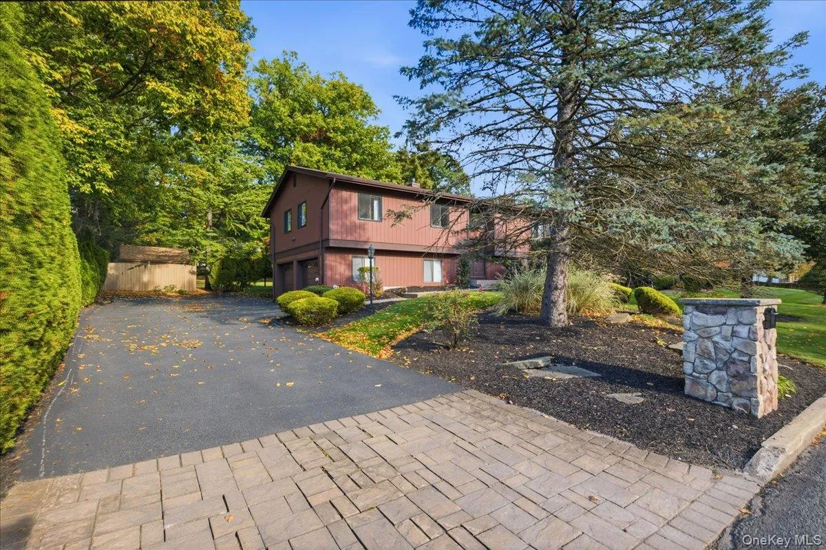28 Peach Street, Orangetown, NY, 4 Bedrooms Bedrooms, 11 Rooms Rooms,3 BathroomsBathrooms,Residential,For Rent,Peach,0,1065721 28 Peach Street, Orangetown, NY, 4 Bedrooms Bedrooms, 11 Rooms Rooms,3 BathroomsBathrooms,Residential,For Rent,Peach,0,1065721