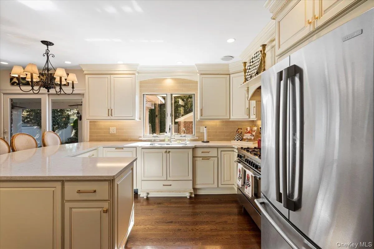 144 Lawrence Street, North Hempstead, NY, 3 Bedrooms Bedrooms, 7 Rooms Rooms,2 BathroomsBathrooms,Residential,For Rent,Lawrence,0,1065741 144 Lawrence Street, North Hempstead, NY, 3 Bedrooms Bedrooms, 7 Rooms Rooms,2 BathroomsBathrooms,Residential,For Rent,Lawrence,0,1065741