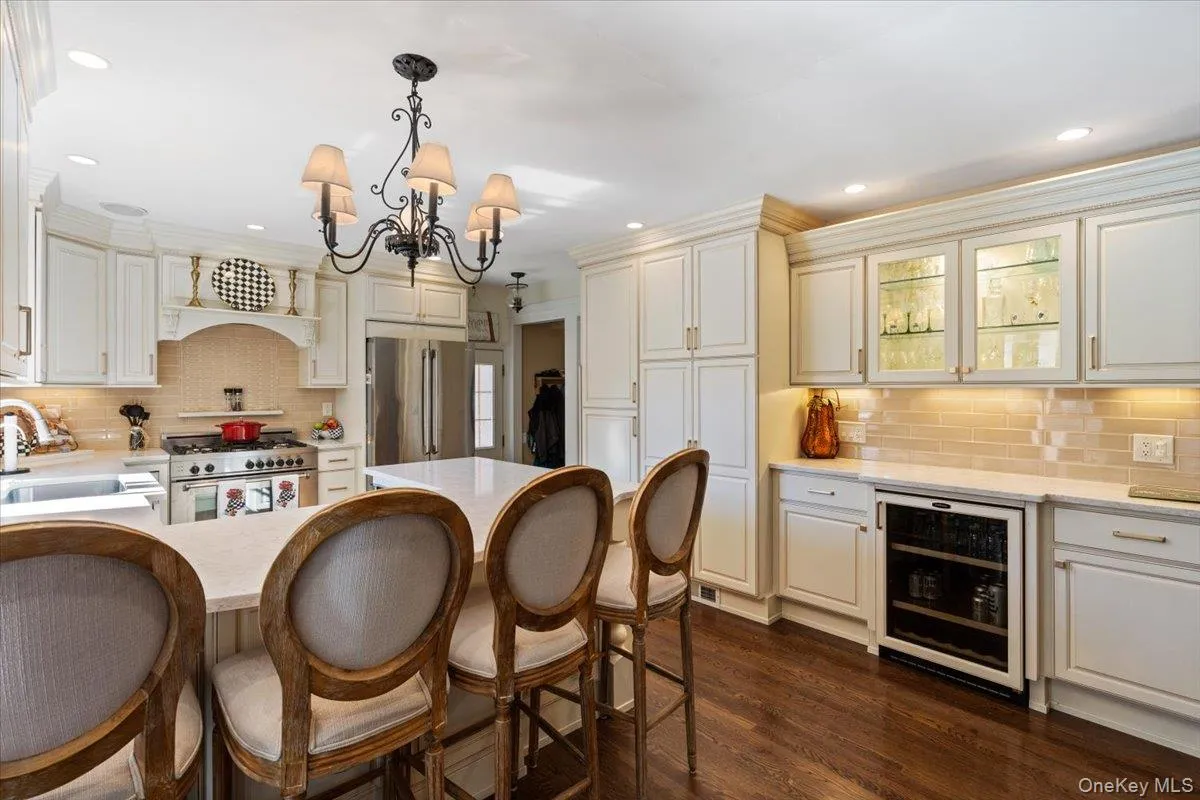 144 Lawrence Street, North Hempstead, NY, 3 Bedrooms Bedrooms, 7 Rooms Rooms,2 BathroomsBathrooms,Residential,For Rent,Lawrence,0,1065741 144 Lawrence Street, North Hempstead, NY, 3 Bedrooms Bedrooms, 7 Rooms Rooms,2 BathroomsBathrooms,Residential,For Rent,Lawrence,0,1065741