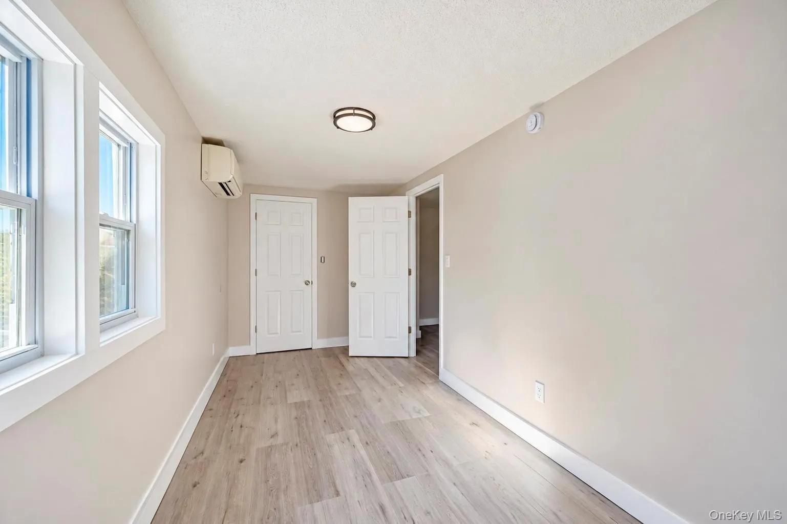 8326 160th Street, New York, NY, 3 Bedrooms Bedrooms, 5 Rooms Rooms,1 BathroomBathrooms,Residential Lease,For Rent,160th,0,1065744 8326 160th Street, New York, NY, 3 Bedrooms Bedrooms, 5 Rooms Rooms,1 BathroomBathrooms,Residential Lease,For Rent,160th,0,1065744