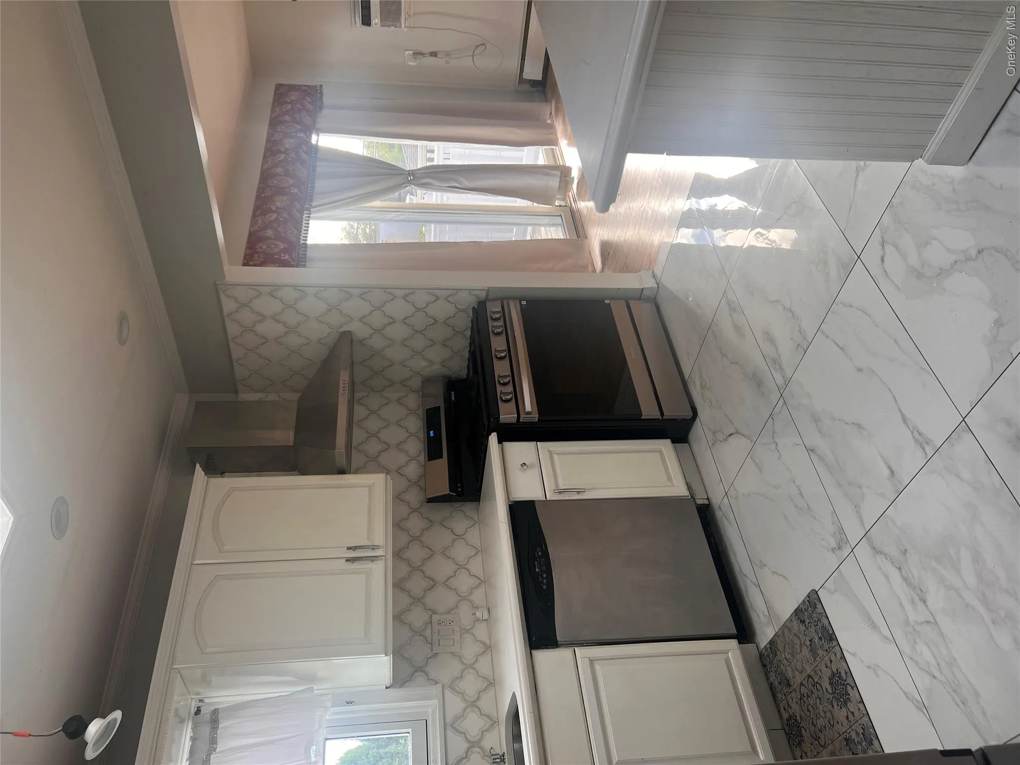 3 Tudor Road, Oyster Bay, NY, 3 Bedrooms Bedrooms, 6 Rooms Rooms,2 BathroomsBathrooms,Residential Lease,For Rent,Tudor,0,1065750 3 Tudor Road, Oyster Bay, NY, 3 Bedrooms Bedrooms, 6 Rooms Rooms,2 BathroomsBathrooms,Residential Lease,For Rent,Tudor,0,1065750