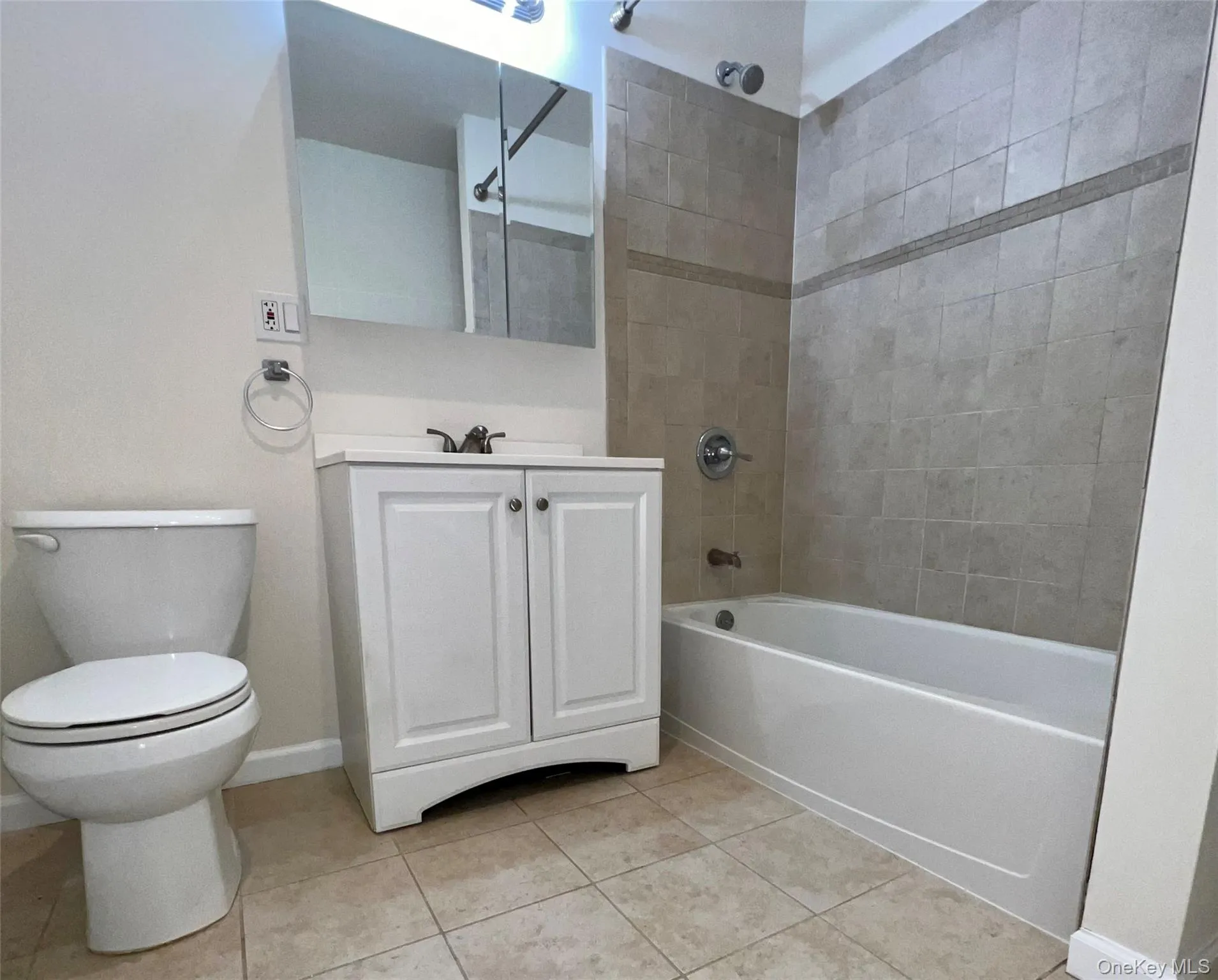149 E Lake Boulevard, Carmel, NY, 1 Bedroom Bedrooms, 3 Rooms Rooms,1 BathroomBathrooms,Residential Lease,For Rent,E Lake,0,1065800 149 E Lake Boulevard, Carmel, NY, 1 Bedroom Bedrooms, 3 Rooms Rooms,1 BathroomBathrooms,Residential Lease,For Rent,E Lake,0,1065800