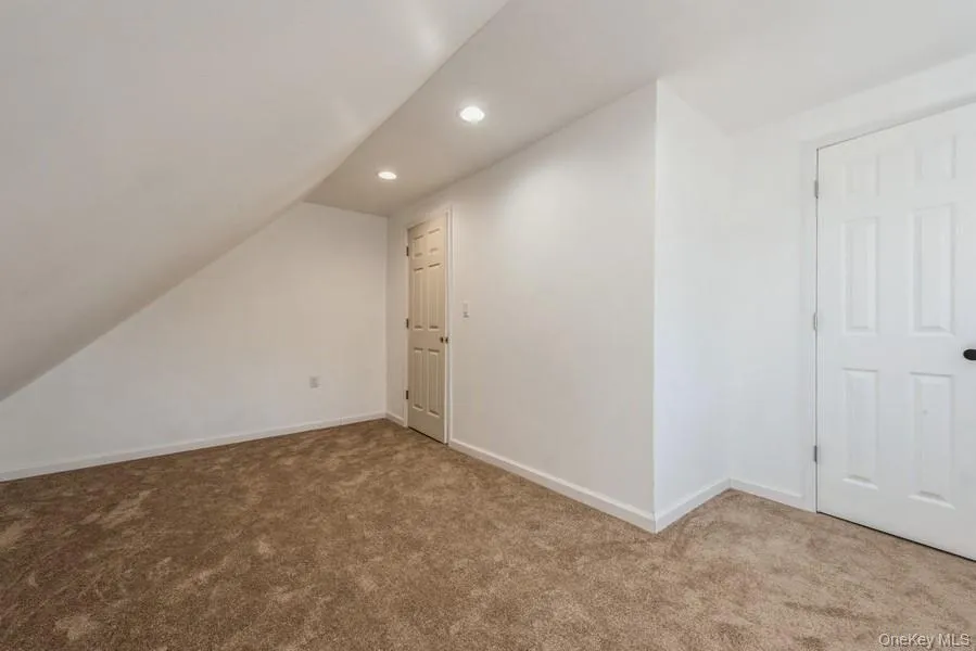 15 Bunker Lane, Oyster Bay, NY, 4 Bedrooms Bedrooms, 7 Rooms Rooms,2 BathroomsBathrooms,Residential Lease,For Rent,Bunker,0,1065809 15 Bunker Lane, Oyster Bay, NY, 4 Bedrooms Bedrooms, 7 Rooms Rooms,2 BathroomsBathrooms,Residential Lease,For Rent,Bunker,0,1065809