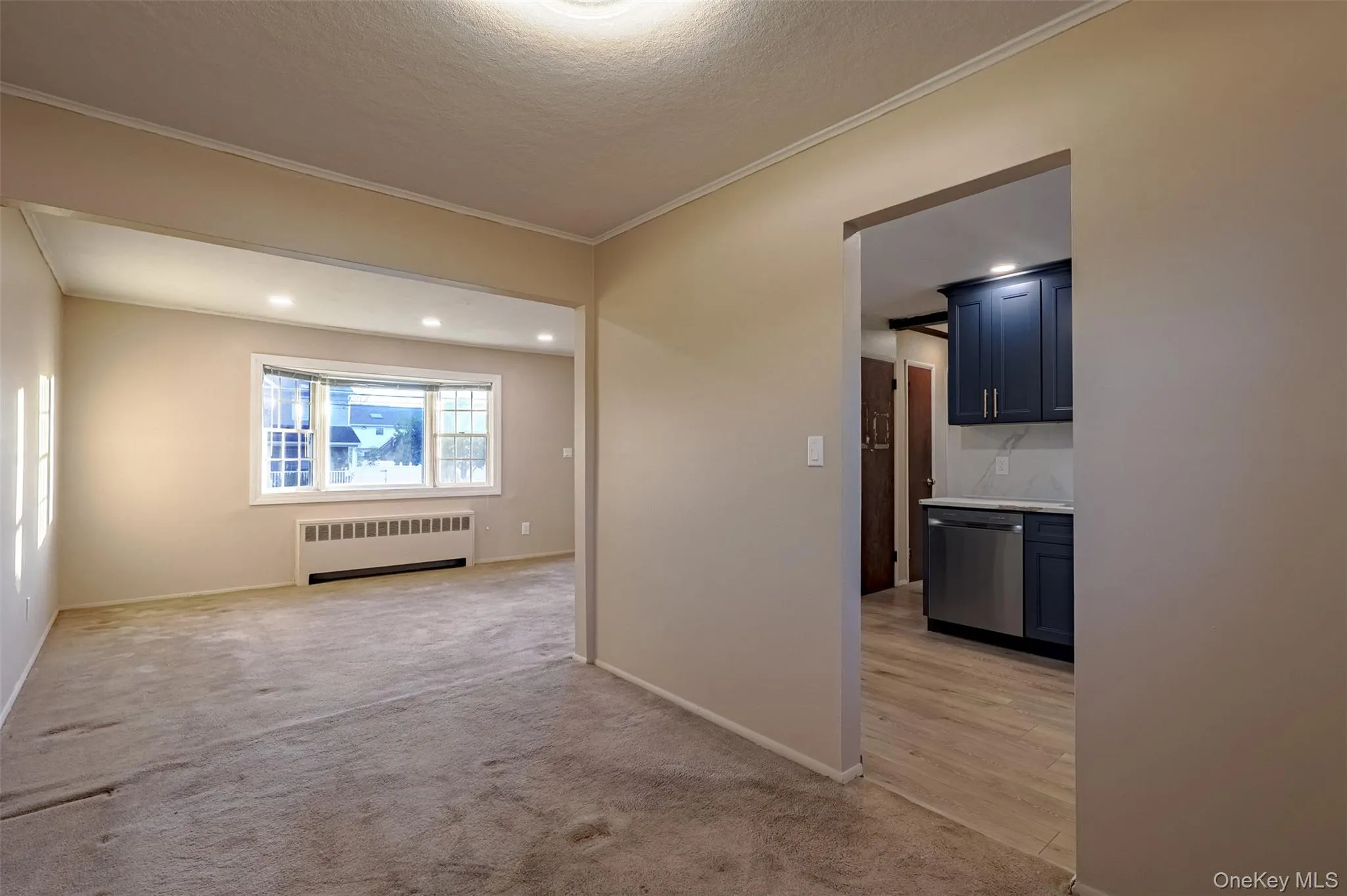 3 Poplar Avenue, Oyster Bay, NY, 4 Bedrooms Bedrooms, 7 Rooms Rooms,1 BathroomBathrooms,Residential Lease,For Rent,Poplar,0,1065818 3 Poplar Avenue, Oyster Bay, NY, 4 Bedrooms Bedrooms, 7 Rooms Rooms,1 BathroomBathrooms,Residential Lease,For Rent,Poplar,0,1065818