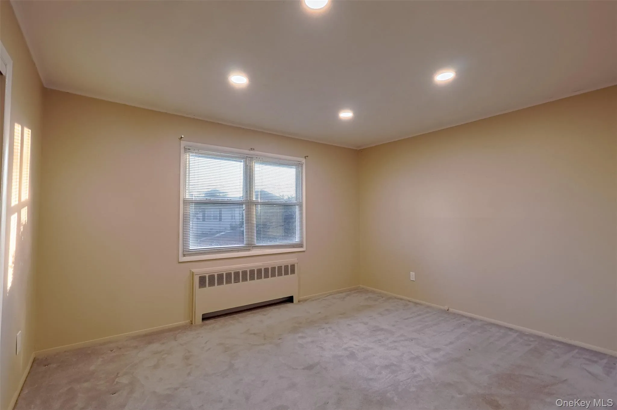 3 Poplar Avenue, Oyster Bay, NY, 4 Bedrooms Bedrooms, 7 Rooms Rooms,1 BathroomBathrooms,Residential Lease,For Rent,Poplar,0,1065818 3 Poplar Avenue, Oyster Bay, NY, 4 Bedrooms Bedrooms, 7 Rooms Rooms,1 BathroomBathrooms,Residential Lease,For Rent,Poplar,0,1065818