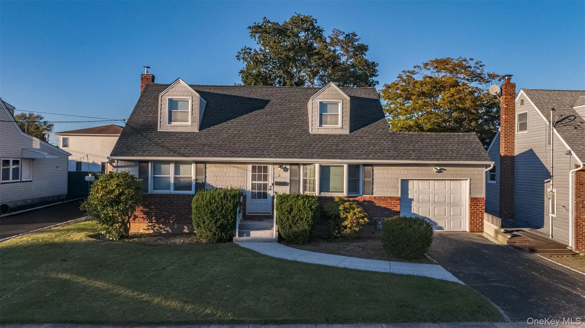 3 Poplar Avenue, Oyster Bay, NY, 4 Bedrooms Bedrooms, 7 Rooms Rooms,1 BathroomBathrooms,Residential Lease,For Rent,Poplar,0,1065818 3 Poplar Avenue, Oyster Bay, NY, 4 Bedrooms Bedrooms, 7 Rooms Rooms,1 BathroomBathrooms,Residential Lease,For Rent,Poplar,0,1065818