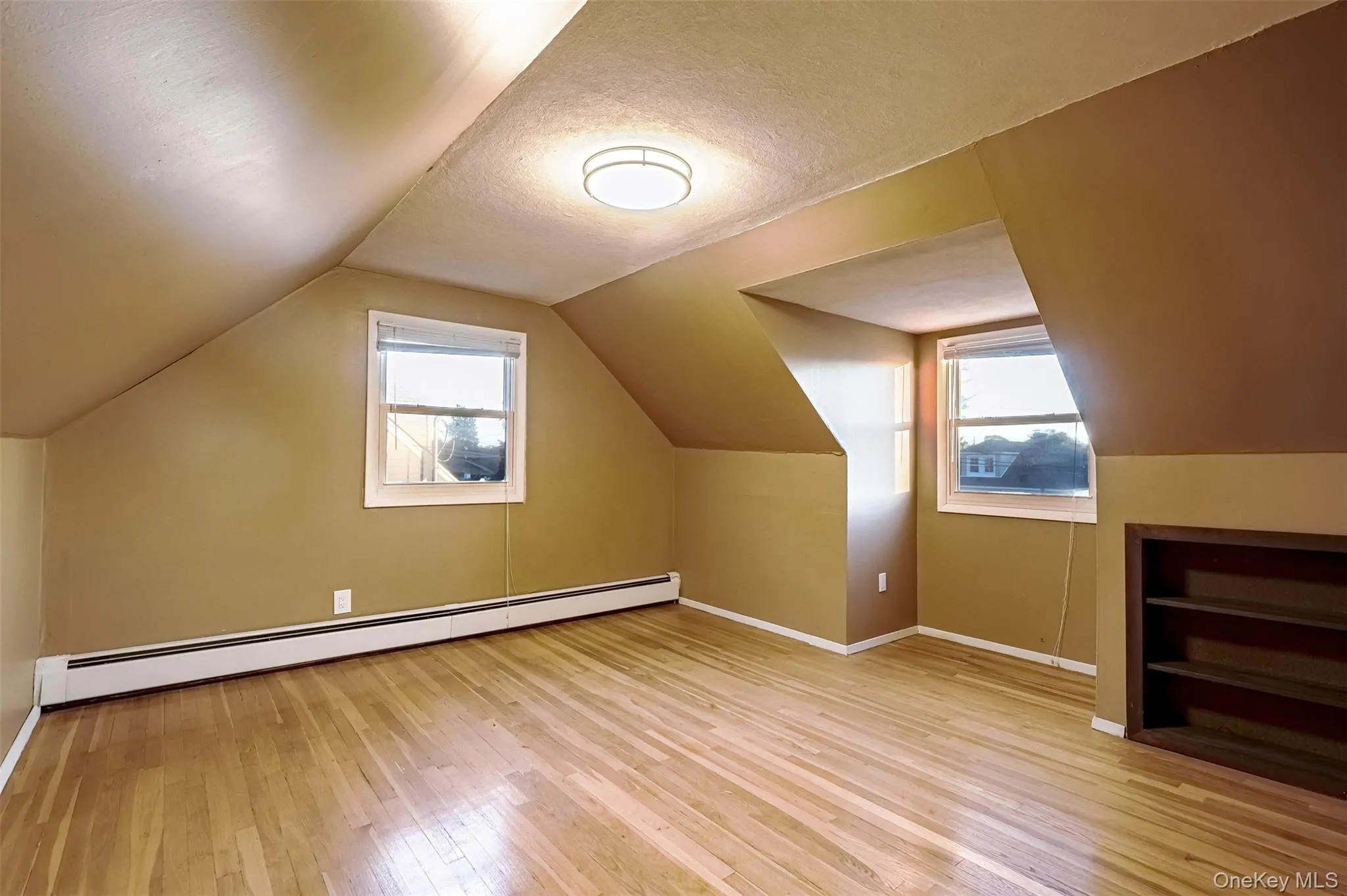 3 Poplar Avenue, Oyster Bay, NY, 4 Bedrooms Bedrooms, 7 Rooms Rooms,1 BathroomBathrooms,Residential Lease,For Rent,Poplar,0,1065818 3 Poplar Avenue, Oyster Bay, NY, 4 Bedrooms Bedrooms, 7 Rooms Rooms,1 BathroomBathrooms,Residential Lease,For Rent,Poplar,0,1065818