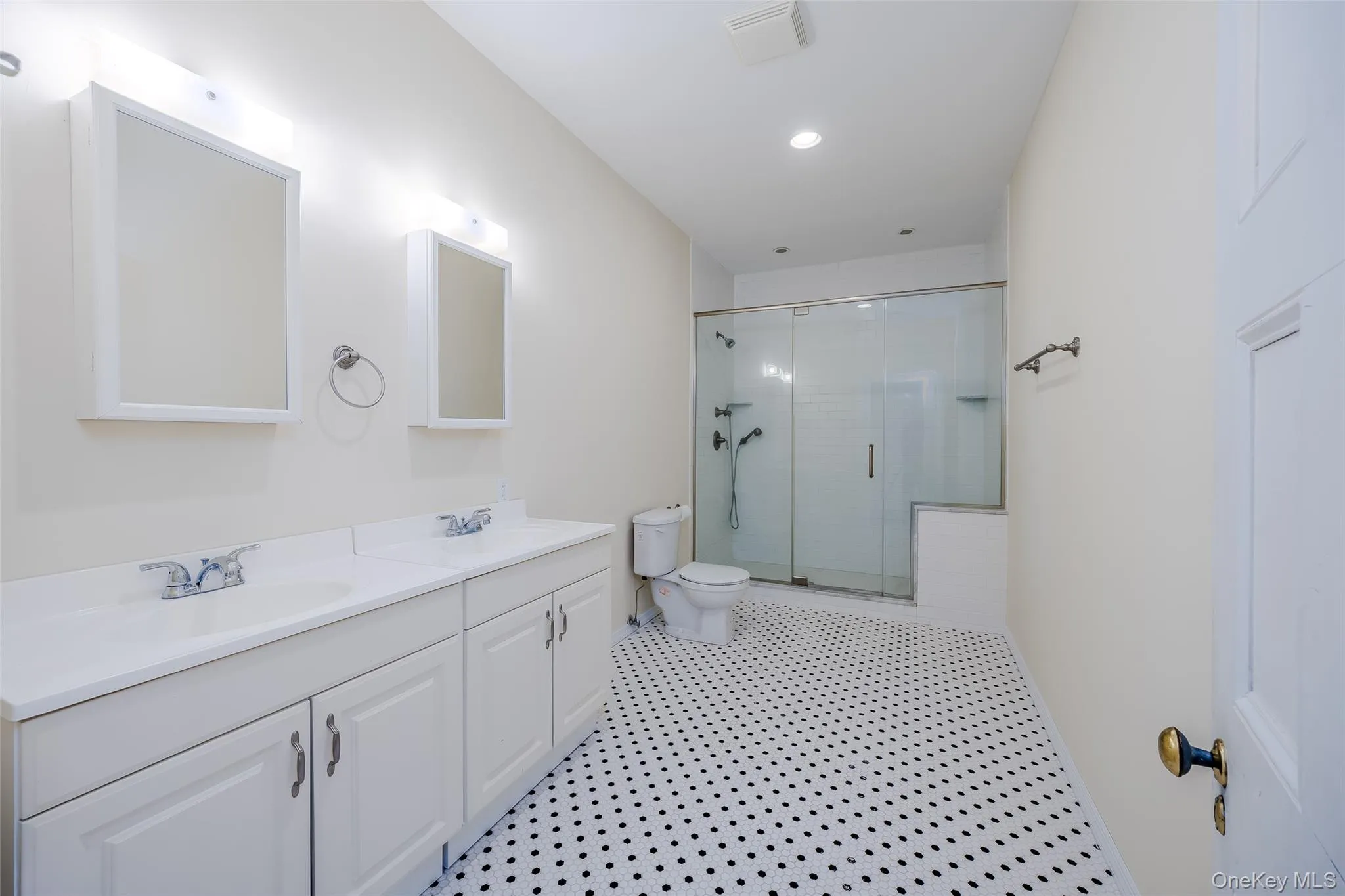 Second Floor Bathroom Second Floor Bathroom