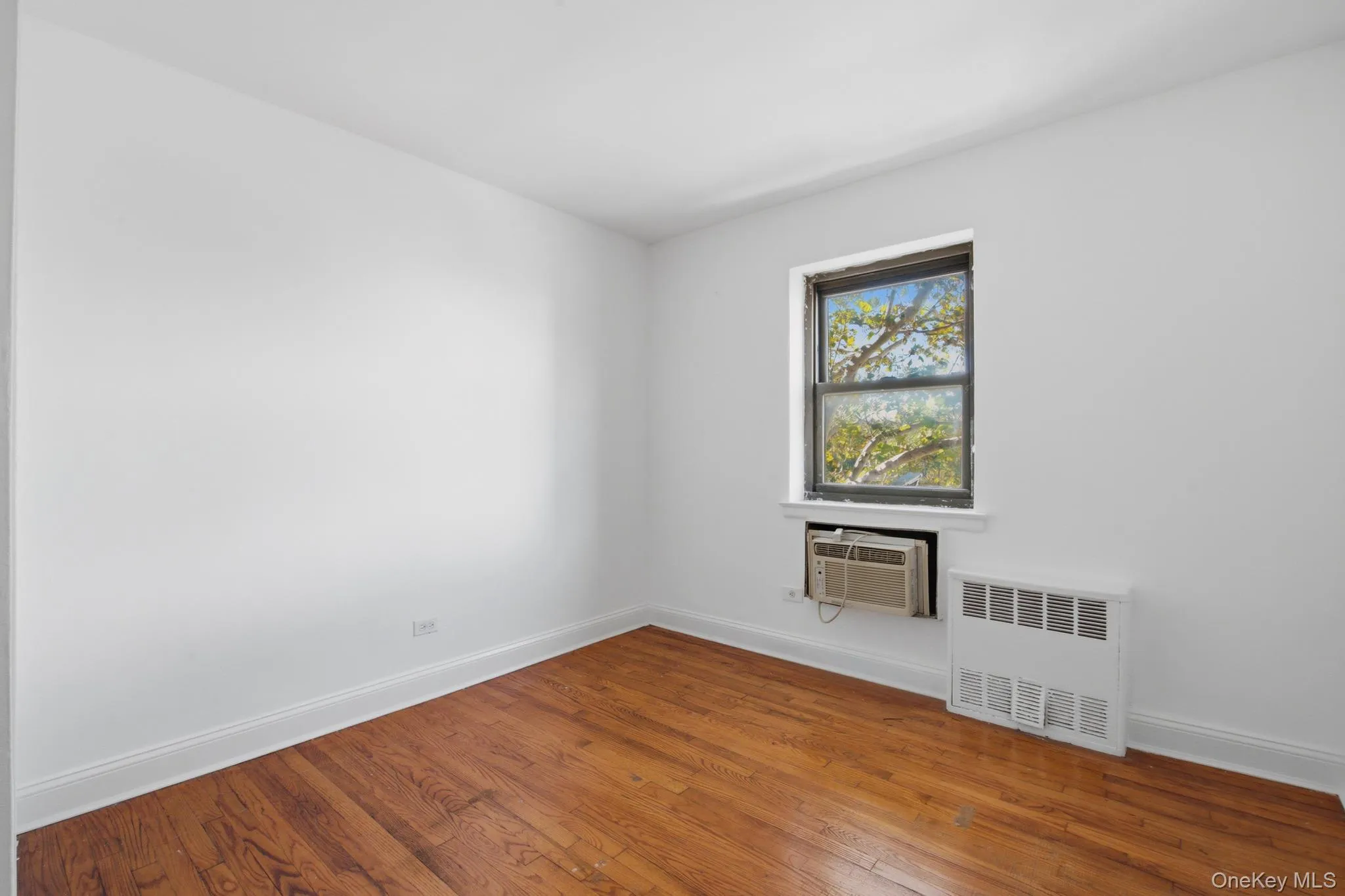 94-10 59th Avenue, New York, NY , With , 3 Bedroom , and , 7 Room , 1 Bathroom , For , Residential Lease , For Rent , 1065823 , MLSID,1065823 94-10 59th Avenue, New York, NY , With , 3 Bedroom , and , 7 Room , 1 Bathroom , For , Residential Lease , For Rent , 1065823 , MLSID,1065823