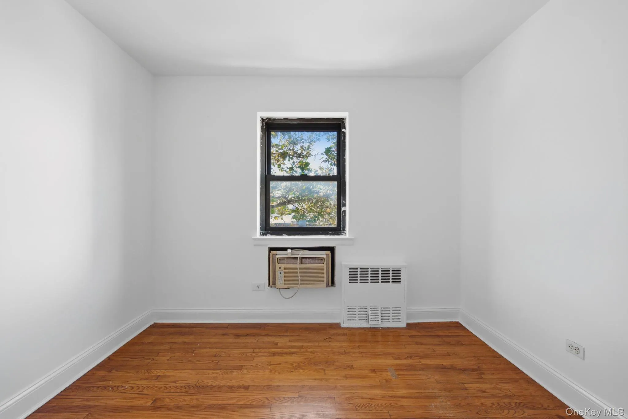 94-10 59th Avenue, New York, NY , With , 3 Bedroom , and , 7 Room , 1 Bathroom , For , Residential Lease , For Rent , 1065823 , MLSID,1065823 94-10 59th Avenue, New York, NY , With , 3 Bedroom , and , 7 Room , 1 Bathroom , For , Residential Lease , For Rent , 1065823 , MLSID,1065823