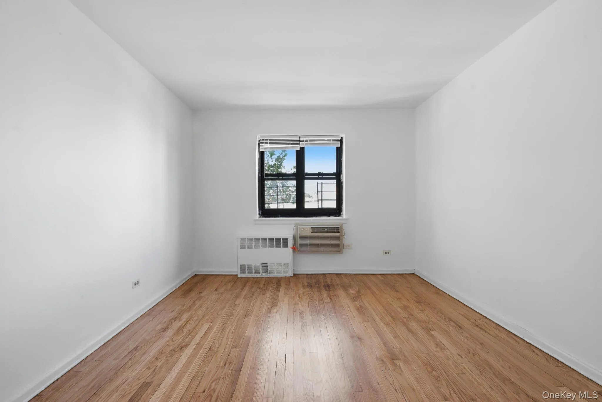 94-10 59th Avenue, New York, NY , With , 3 Bedroom , and , 7 Room , 1 Bathroom , For , Residential Lease , For Rent , 1065823 , MLSID,1065823 94-10 59th Avenue, New York, NY , With , 3 Bedroom , and , 7 Room , 1 Bathroom , For , Residential Lease , For Rent , 1065823 , MLSID,1065823