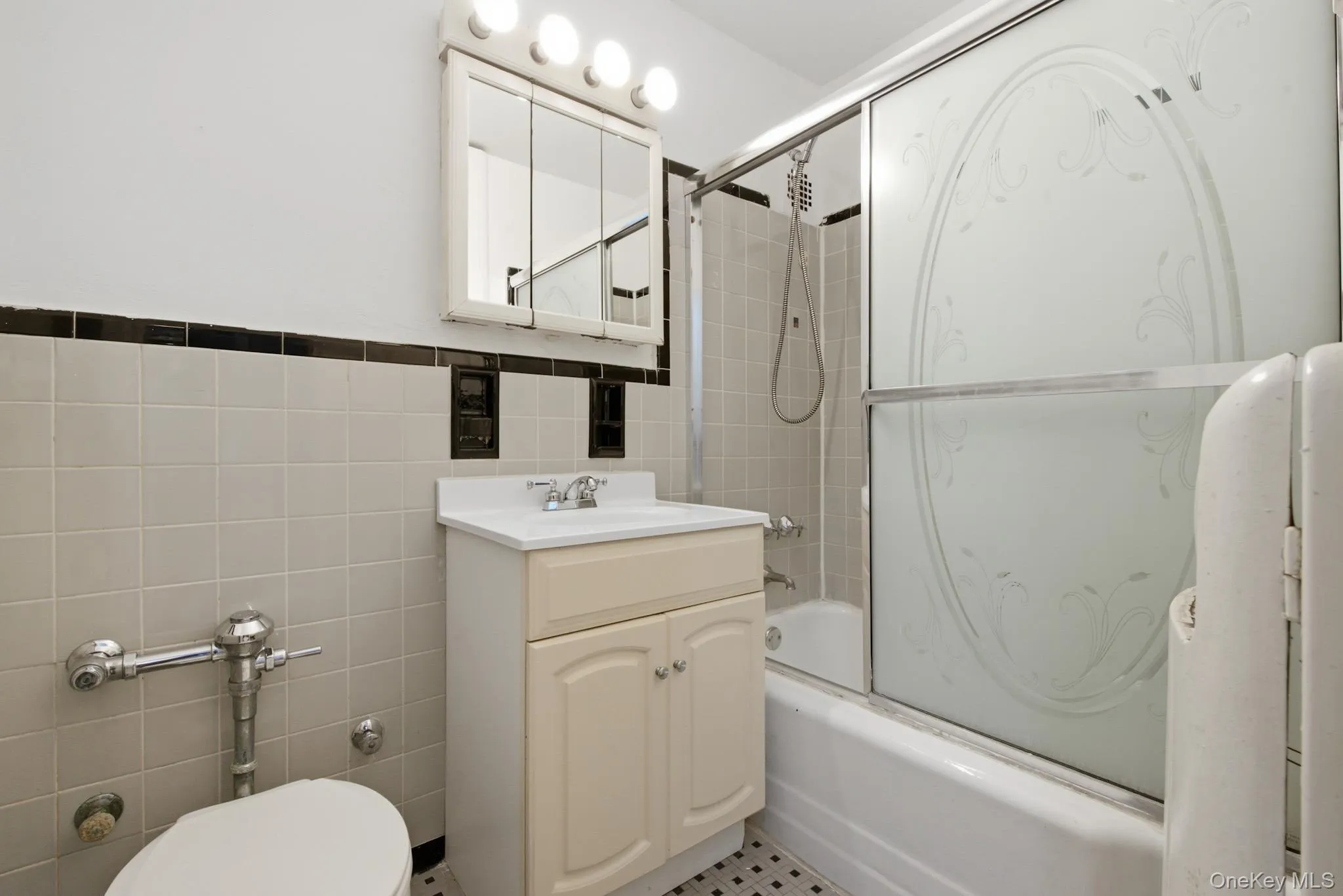 94-10 59th Avenue, New York, NY , With , 3 Bedroom , and , 7 Room , 1 Bathroom , For , Residential Lease , For Rent , 1065823 , MLSID,1065823 94-10 59th Avenue, New York, NY , With , 3 Bedroom , and , 7 Room , 1 Bathroom , For , Residential Lease , For Rent , 1065823 , MLSID,1065823