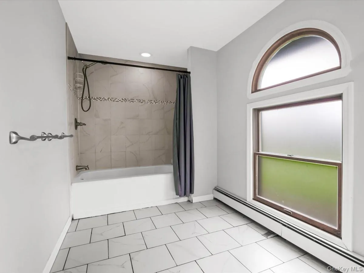 112 Rosemont Avenue, Brookhaven, NY, 4 Bedrooms Bedrooms, 7 Rooms Rooms,2 BathroomsBathrooms,Residential,For Rent,Rosemont,0,1065830 112 Rosemont Avenue, Brookhaven, NY, 4 Bedrooms Bedrooms, 7 Rooms Rooms,2 BathroomsBathrooms,Residential,For Rent,Rosemont,0,1065830