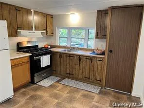 368 Union Avenue, New Windsor, NY, 2 Bedrooms Bedrooms, 5 Rooms Rooms,1 BathroomBathrooms,Residential Lease,For Rent,Union,0,1065847 368 Union Avenue, New Windsor, NY, 2 Bedrooms Bedrooms, 5 Rooms Rooms,1 BathroomBathrooms,Residential Lease,For Rent,Union,0,1065847