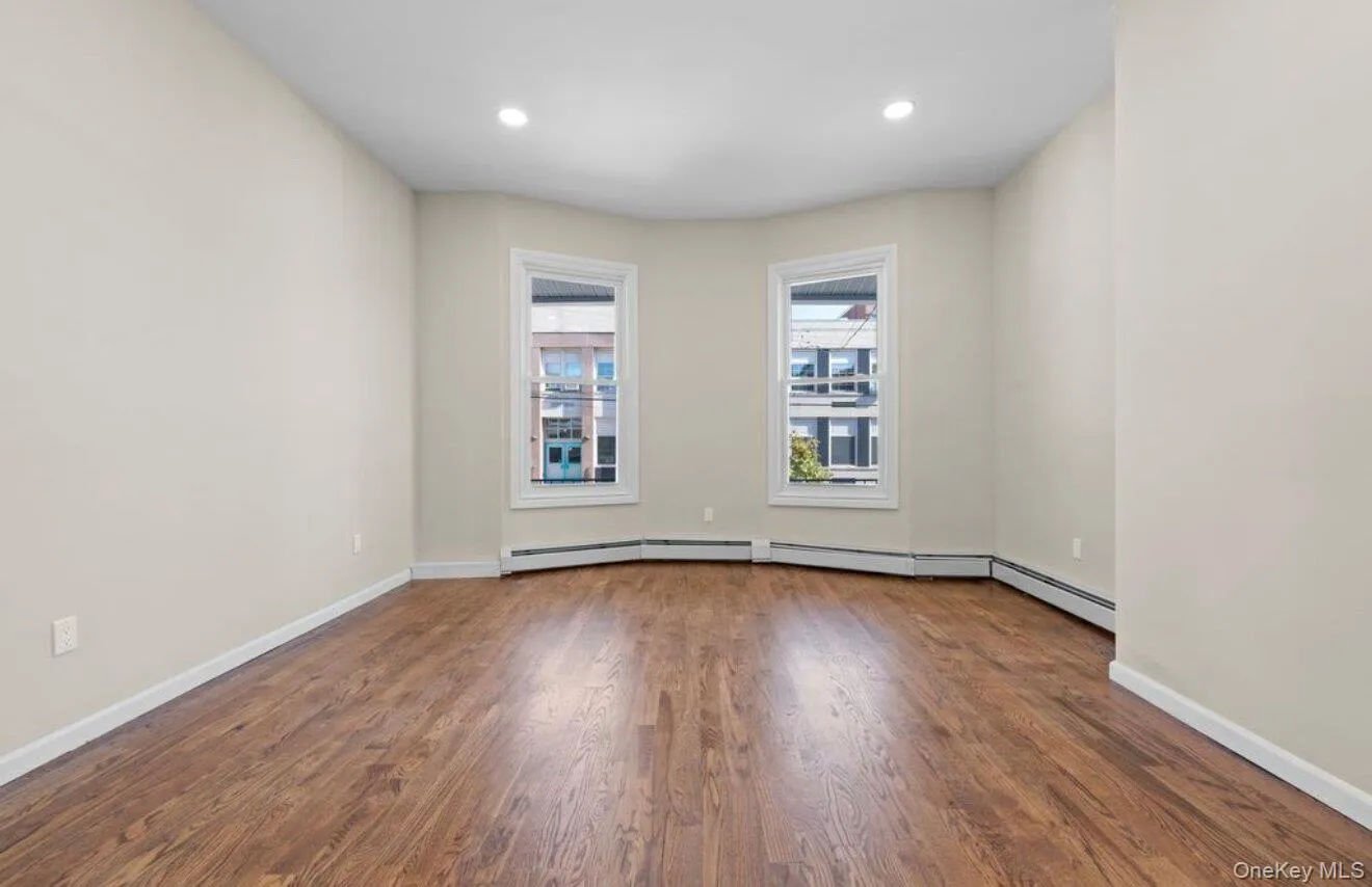 460 6th Avenue, Mount Vernon, NY , With , 3 Bedroom , and , 6 Room , 1 Bathroom , For , Residential Lease , For Rent , 1065849 , MLSID,1065849 460 6th Avenue, Mount Vernon, NY , With , 3 Bedroom , and , 6 Room , 1 Bathroom , For , Residential Lease , For Rent , 1065849 , MLSID,1065849