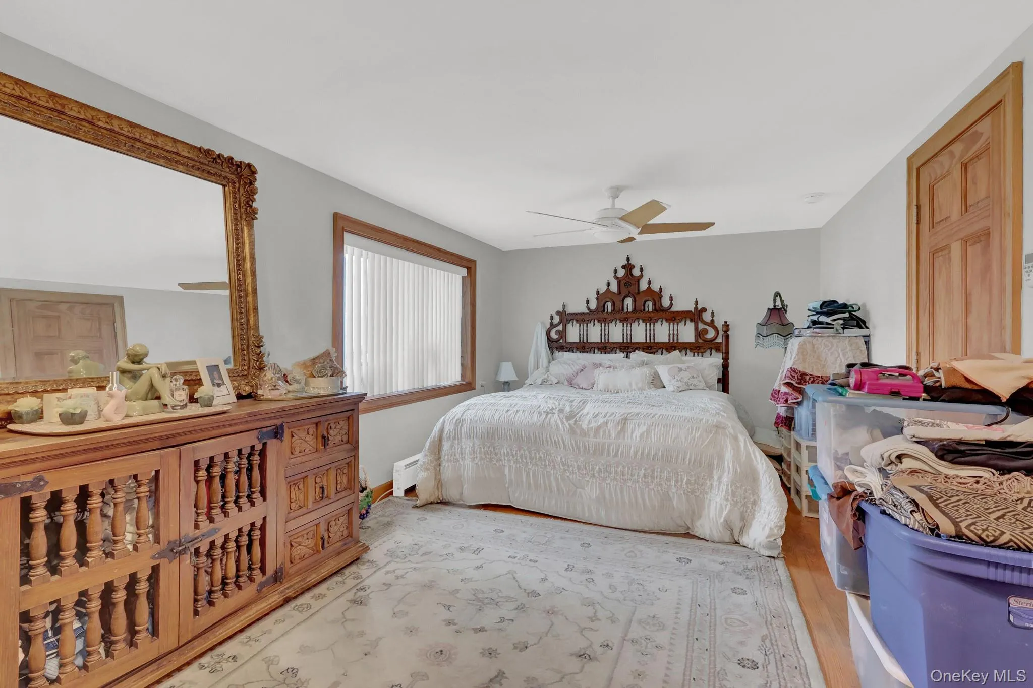 16 Ireland Place, Babylon, NY, 4 Bedrooms Bedrooms, 9 Rooms Rooms,2 BathroomsBathrooms,Residential,For Rent,Ireland,0,1065868 16 Ireland Place, Babylon, NY, 4 Bedrooms Bedrooms, 9 Rooms Rooms,2 BathroomsBathrooms,Residential,For Rent,Ireland,0,1065868