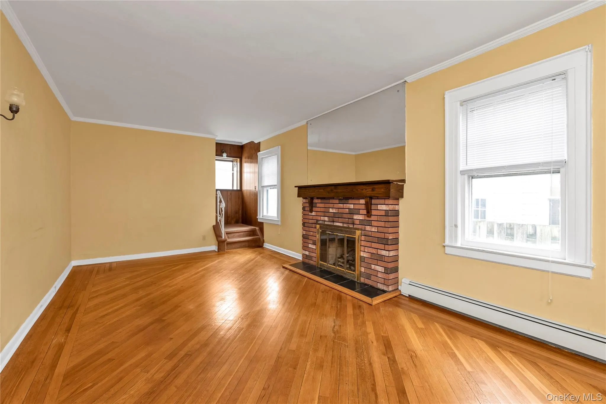 154 Rocklyn Avenue, Hempstead, NY, 3 Bedrooms Bedrooms, 7 Rooms Rooms,2 BathroomsBathrooms,Residential Lease,For Rent,Rocklyn,0,1065883 154 Rocklyn Avenue, Hempstead, NY, 3 Bedrooms Bedrooms, 7 Rooms Rooms,2 BathroomsBathrooms,Residential Lease,For Rent,Rocklyn,0,1065883