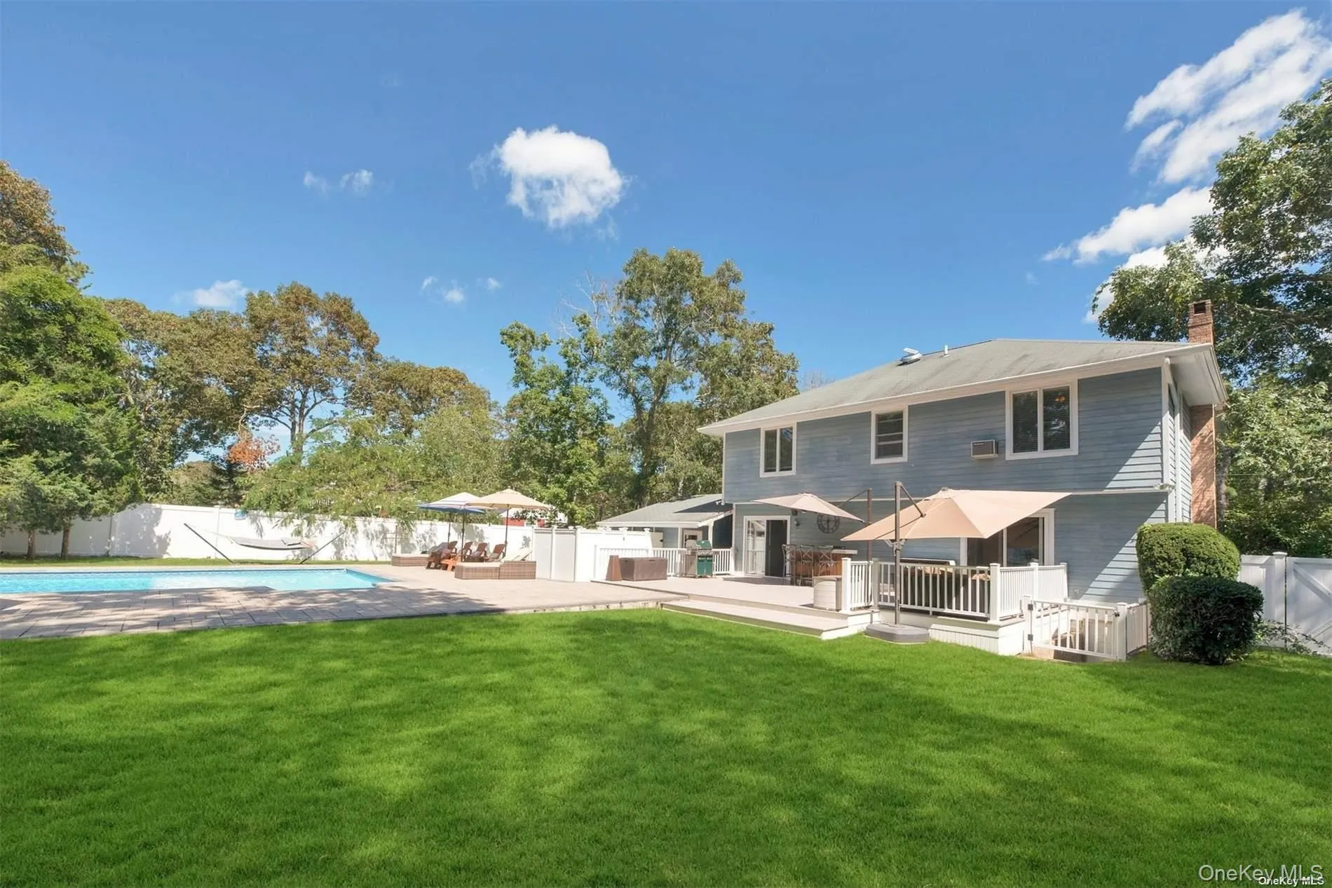 16 Norbury Road, Southampton, NY, 4 Bedrooms Bedrooms, 8 Rooms Rooms,2 BathroomsBathrooms,Residential Lease,For Rent,Norbury,0,1065884 16 Norbury Road, Southampton, NY, 4 Bedrooms Bedrooms, 8 Rooms Rooms,2 BathroomsBathrooms,Residential Lease,For Rent,Norbury,0,1065884