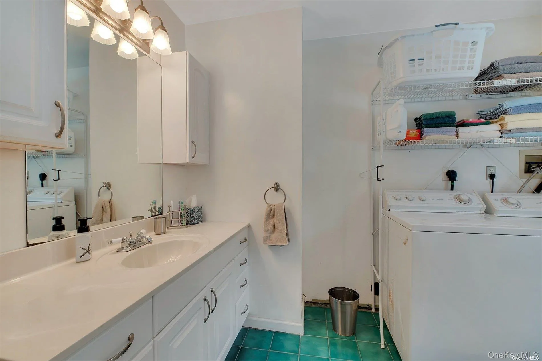 16 Norbury Road, Southampton, NY, 4 Bedrooms Bedrooms, 8 Rooms Rooms,2 BathroomsBathrooms,Residential Lease,For Rent,Norbury,0,1065884 16 Norbury Road, Southampton, NY, 4 Bedrooms Bedrooms, 8 Rooms Rooms,2 BathroomsBathrooms,Residential Lease,For Rent,Norbury,0,1065884