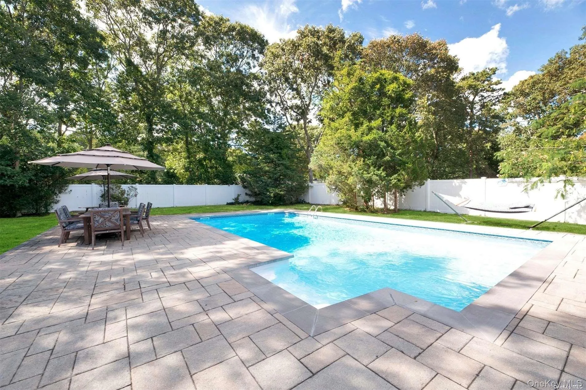 16 Norbury Road, Southampton, NY, 4 Bedrooms Bedrooms, 8 Rooms Rooms,2 BathroomsBathrooms,Residential Lease,For Rent,Norbury,0,1065884 16 Norbury Road, Southampton, NY, 4 Bedrooms Bedrooms, 8 Rooms Rooms,2 BathroomsBathrooms,Residential Lease,For Rent,Norbury,0,1065884