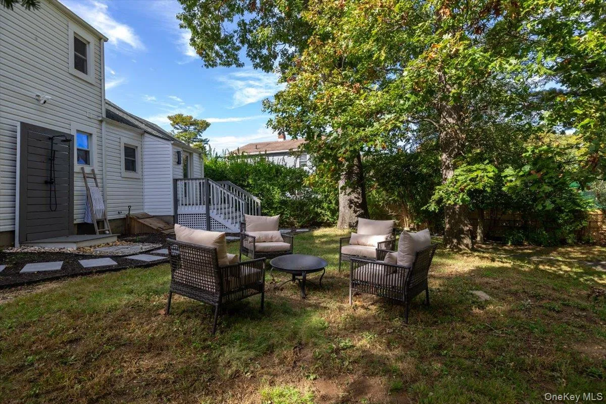 445 Coolidge Drive, Huntington, NY, 3 Bedrooms Bedrooms, 6 Rooms Rooms,2 BathroomsBathrooms,Residential,For Rent,Coolidge,0,1065922 445 Coolidge Drive, Huntington, NY, 3 Bedrooms Bedrooms, 6 Rooms Rooms,2 BathroomsBathrooms,Residential,For Rent,Coolidge,0,1065922