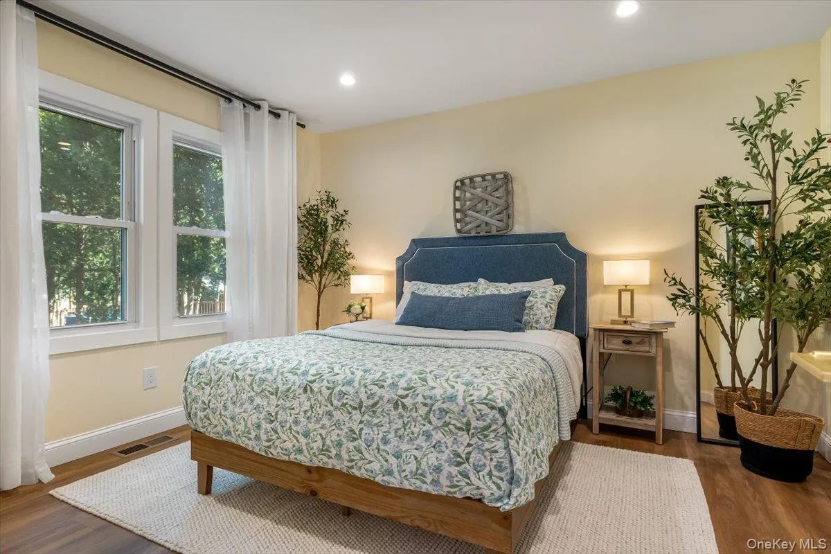 445 Coolidge Drive, Huntington, NY, 3 Bedrooms Bedrooms, 6 Rooms Rooms,2 BathroomsBathrooms,Residential,For Rent,Coolidge,0,1065922 445 Coolidge Drive, Huntington, NY, 3 Bedrooms Bedrooms, 6 Rooms Rooms,2 BathroomsBathrooms,Residential,For Rent,Coolidge,0,1065922