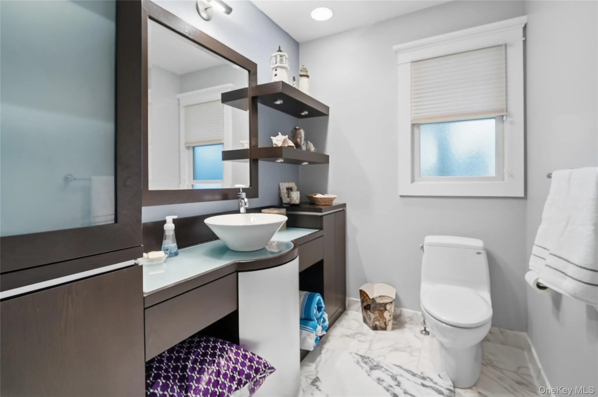 55 White Oak Lane, Southampton, NY , With , 3 Bedroom , and , 13 Room , 3 Bathroom , For , Residential Lease , For Rent , 1065928 , MLSID,1065928 55 White Oak Lane, Southampton, NY , With , 3 Bedroom , and , 13 Room , 3 Bathroom , For , Residential Lease , For Rent , 1065928 , MLSID,1065928