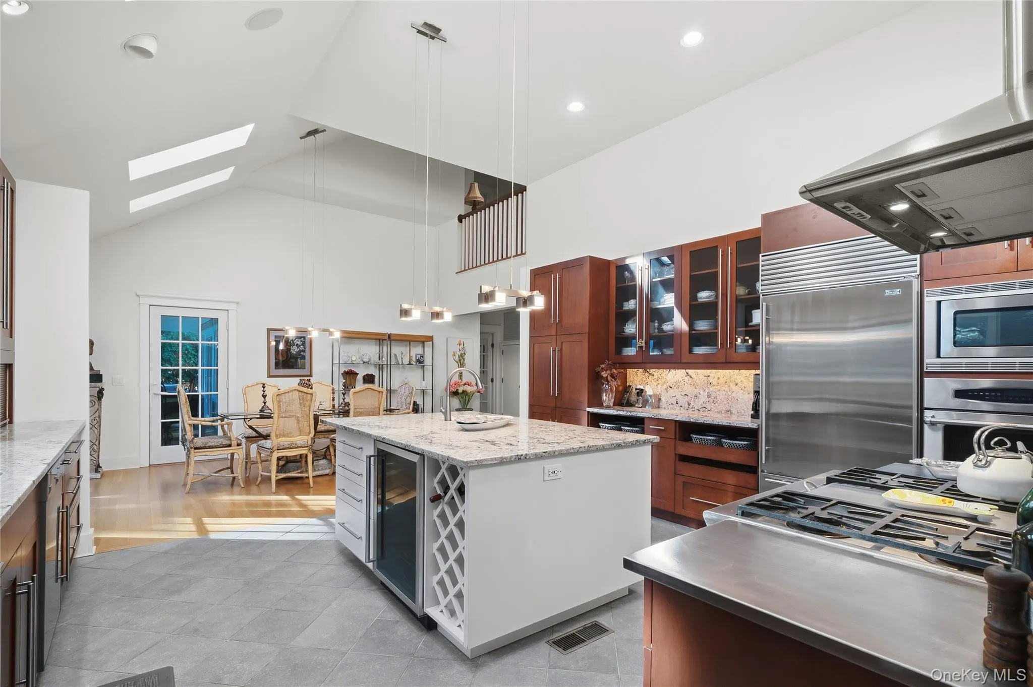 55 White Oak Lane, Southampton, NY , With , 3 Bedroom , and , 13 Room , 3 Bathroom , For , Residential Lease , For Rent , 1065928 , MLSID,1065928 55 White Oak Lane, Southampton, NY , With , 3 Bedroom , and , 13 Room , 3 Bathroom , For , Residential Lease , For Rent , 1065928 , MLSID,1065928