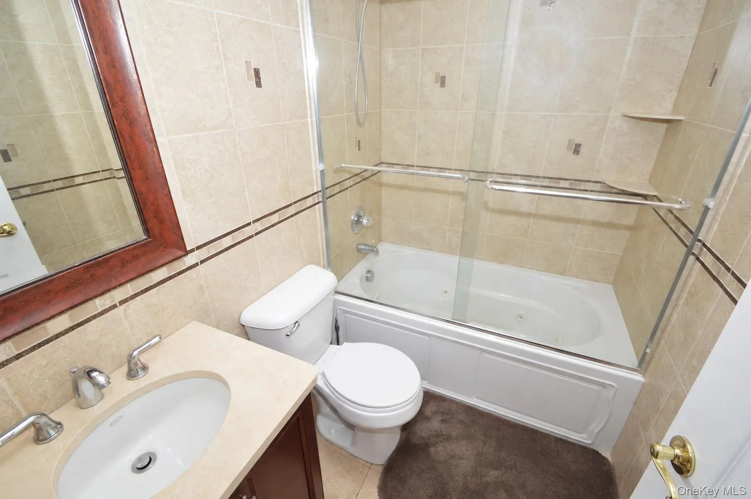 74 Firwood Road, North Hempstead, NY , With , 2 Bedroom , and , 6 Room , 2 Bathroom , For , Residential Lease , For Rent , 1065947 , MLSID,1065947 74 Firwood Road, North Hempstead, NY , With , 2 Bedroom , and , 6 Room , 2 Bathroom , For , Residential Lease , For Rent , 1065947 , MLSID,1065947