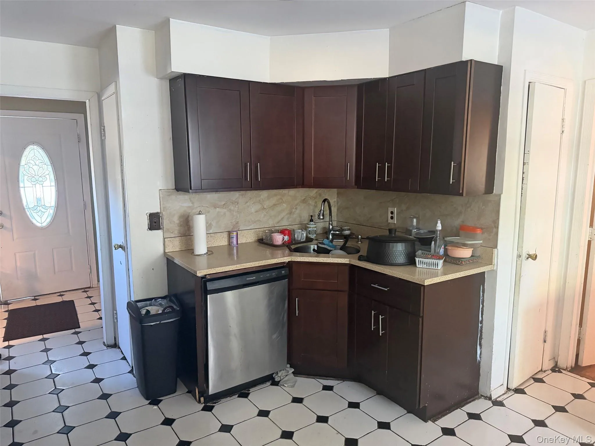 2346 Ocean Avenue, Islip, NY, 4 Bedrooms Bedrooms, 8 Rooms Rooms,2 BathroomsBathrooms,Residential,For Rent,Ocean,0,1065951 2346 Ocean Avenue, Islip, NY, 4 Bedrooms Bedrooms, 8 Rooms Rooms,2 BathroomsBathrooms,Residential,For Rent,Ocean,0,1065951