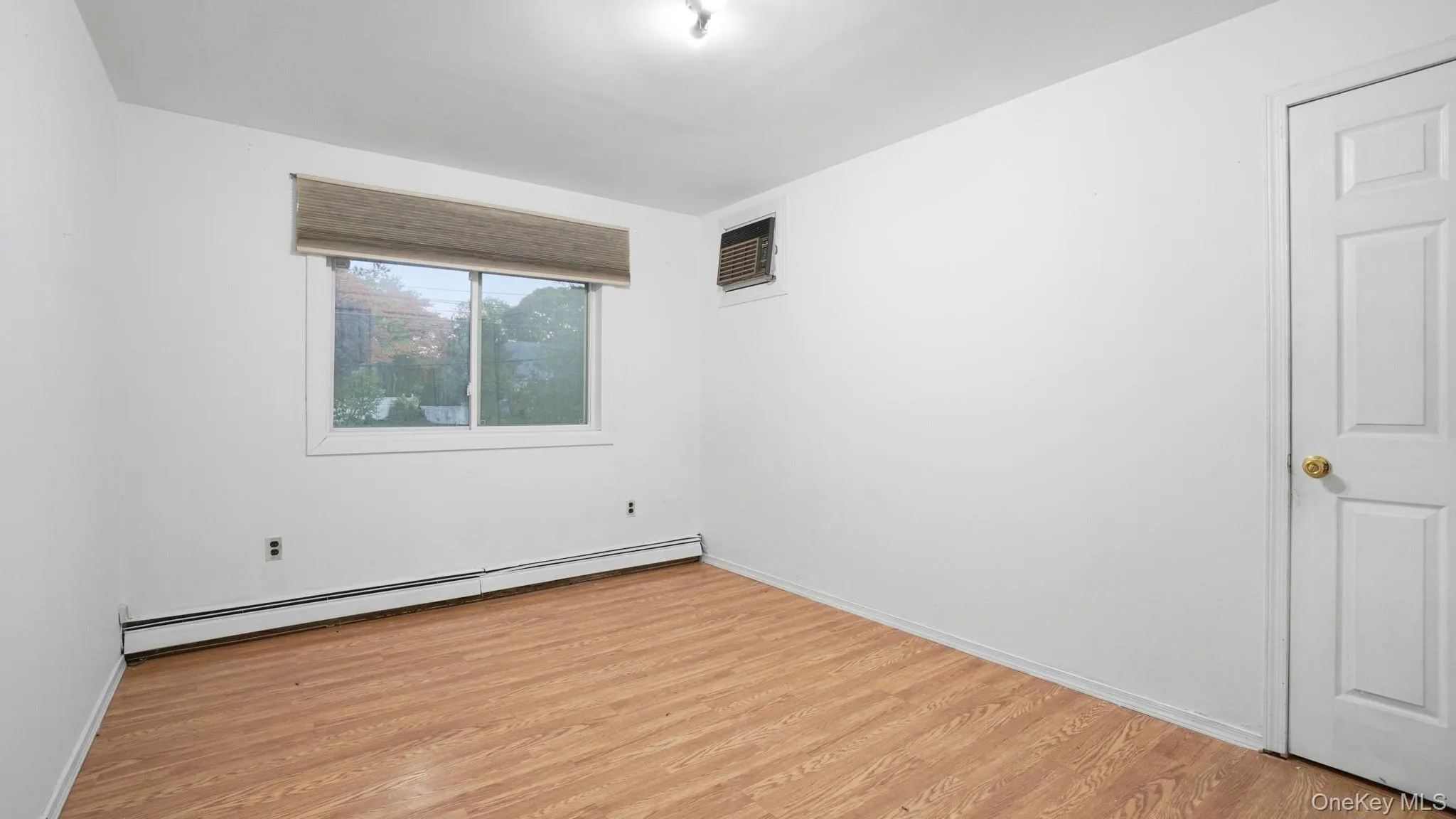 1596 Forks Road, Islip, NY, 4 Bedrooms Bedrooms, 8 Rooms Rooms,3 BathroomsBathrooms,Residential,For Rent,Forks,0,1065960 1596 Forks Road, Islip, NY, 4 Bedrooms Bedrooms, 8 Rooms Rooms,3 BathroomsBathrooms,Residential,For Rent,Forks,0,1065960