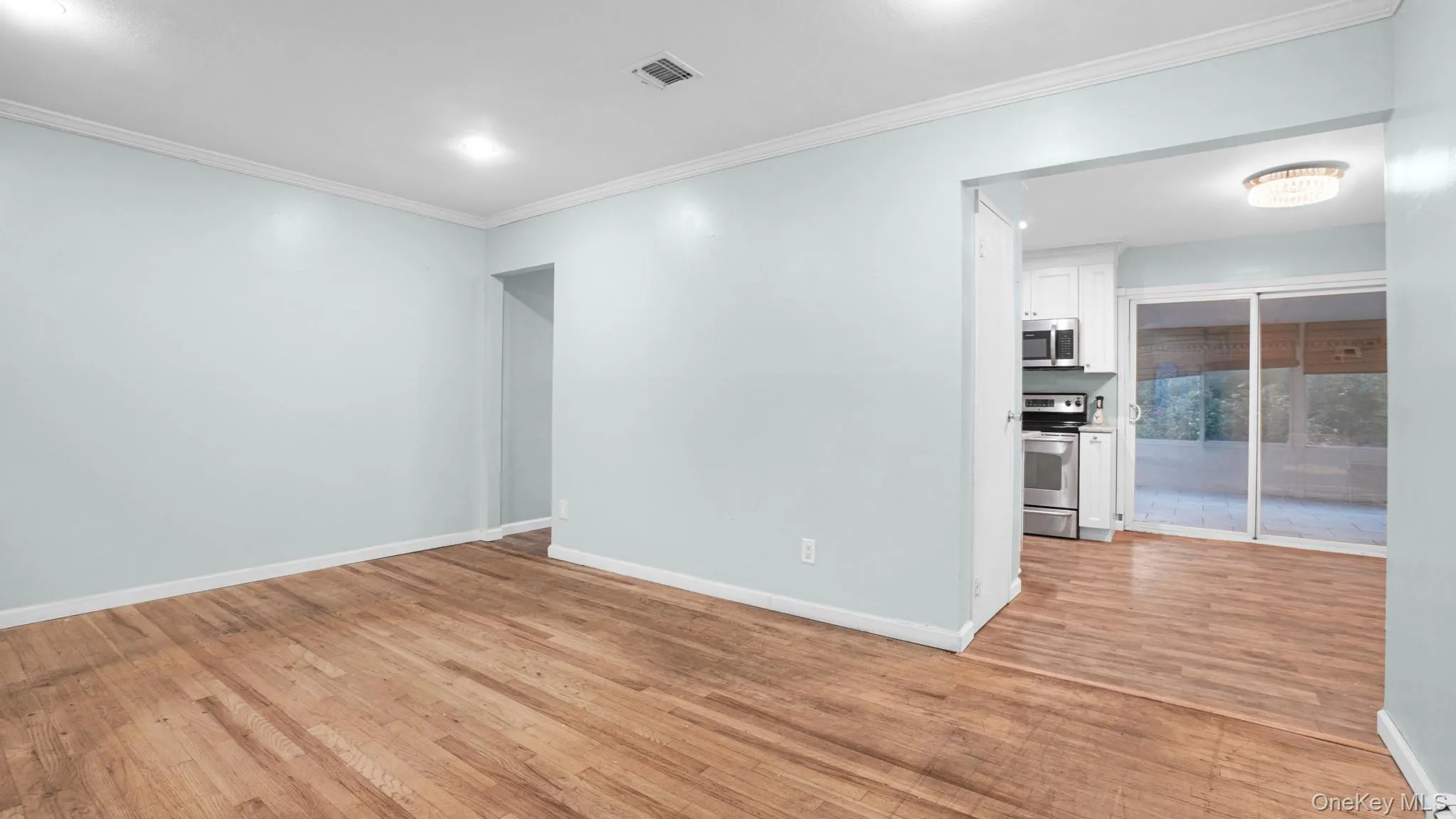 1596 Forks Road, Islip, NY, 4 Bedrooms Bedrooms, 8 Rooms Rooms,3 BathroomsBathrooms,Residential,For Rent,Forks,0,1065960 1596 Forks Road, Islip, NY, 4 Bedrooms Bedrooms, 8 Rooms Rooms,3 BathroomsBathrooms,Residential,For Rent,Forks,0,1065960
