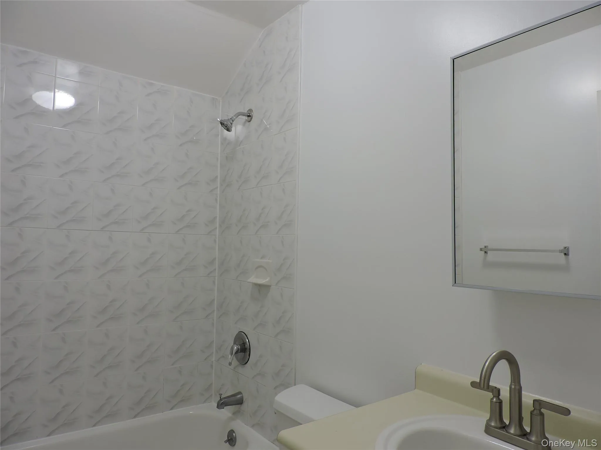 21942 141st Avenue, New York, NY , With , 3 Bedroom , and , 6 Room , 2 Bathroom , For , Residential Lease , For Rent , 1065973 , MLSID,1065973 21942 141st Avenue, New York, NY , With , 3 Bedroom , and , 6 Room , 2 Bathroom , For , Residential Lease , For Rent , 1065973 , MLSID,1065973