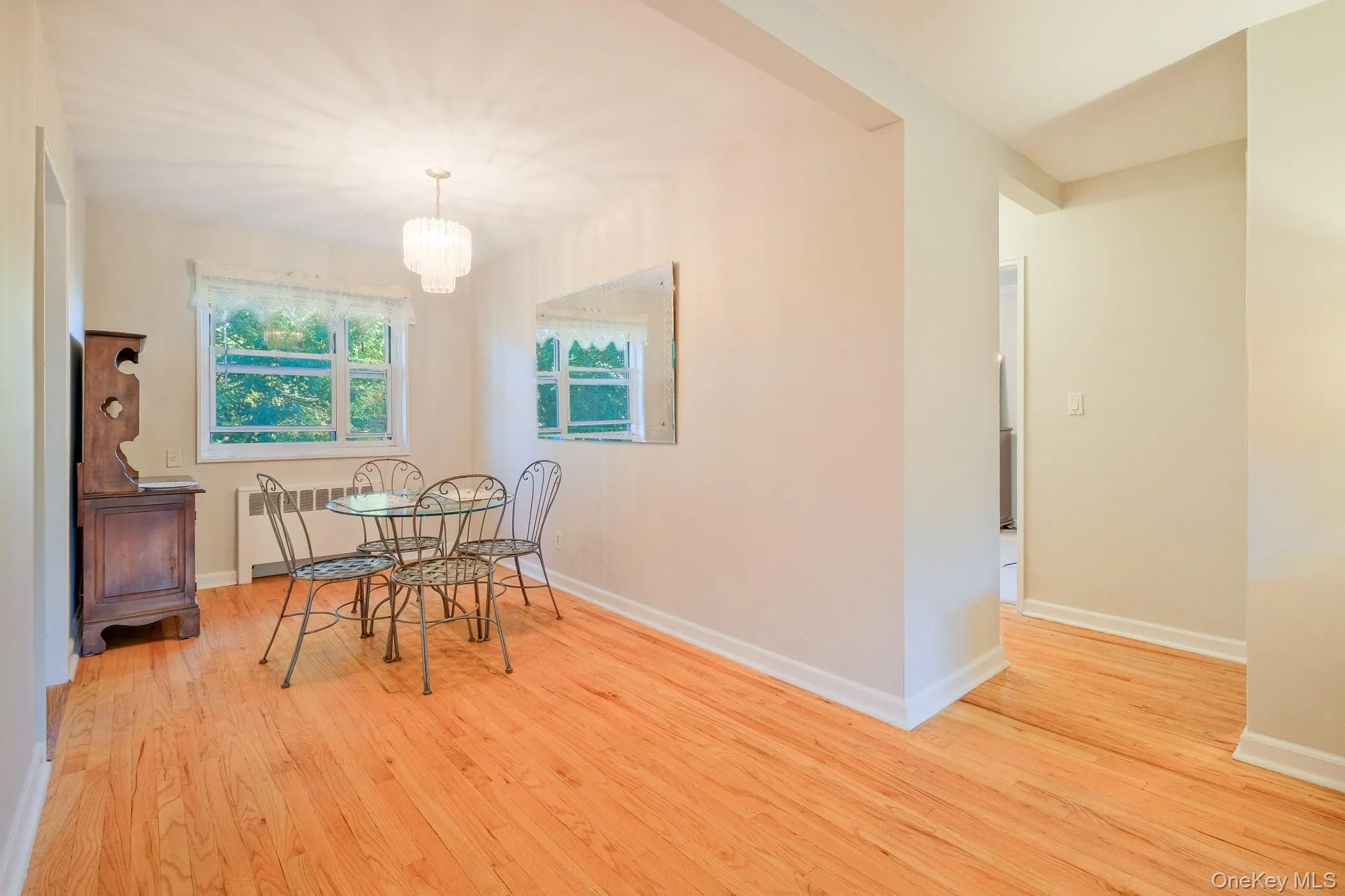 836 Broadway, Yonkers, NY, 2 Bedrooms Bedrooms, 5 Rooms Rooms,1 BathroomBathrooms,Residential,For Rent,Broadway,0,1065989 836 Broadway, Yonkers, NY, 2 Bedrooms Bedrooms, 5 Rooms Rooms,1 BathroomBathrooms,Residential,For Rent,Broadway,0,1065989