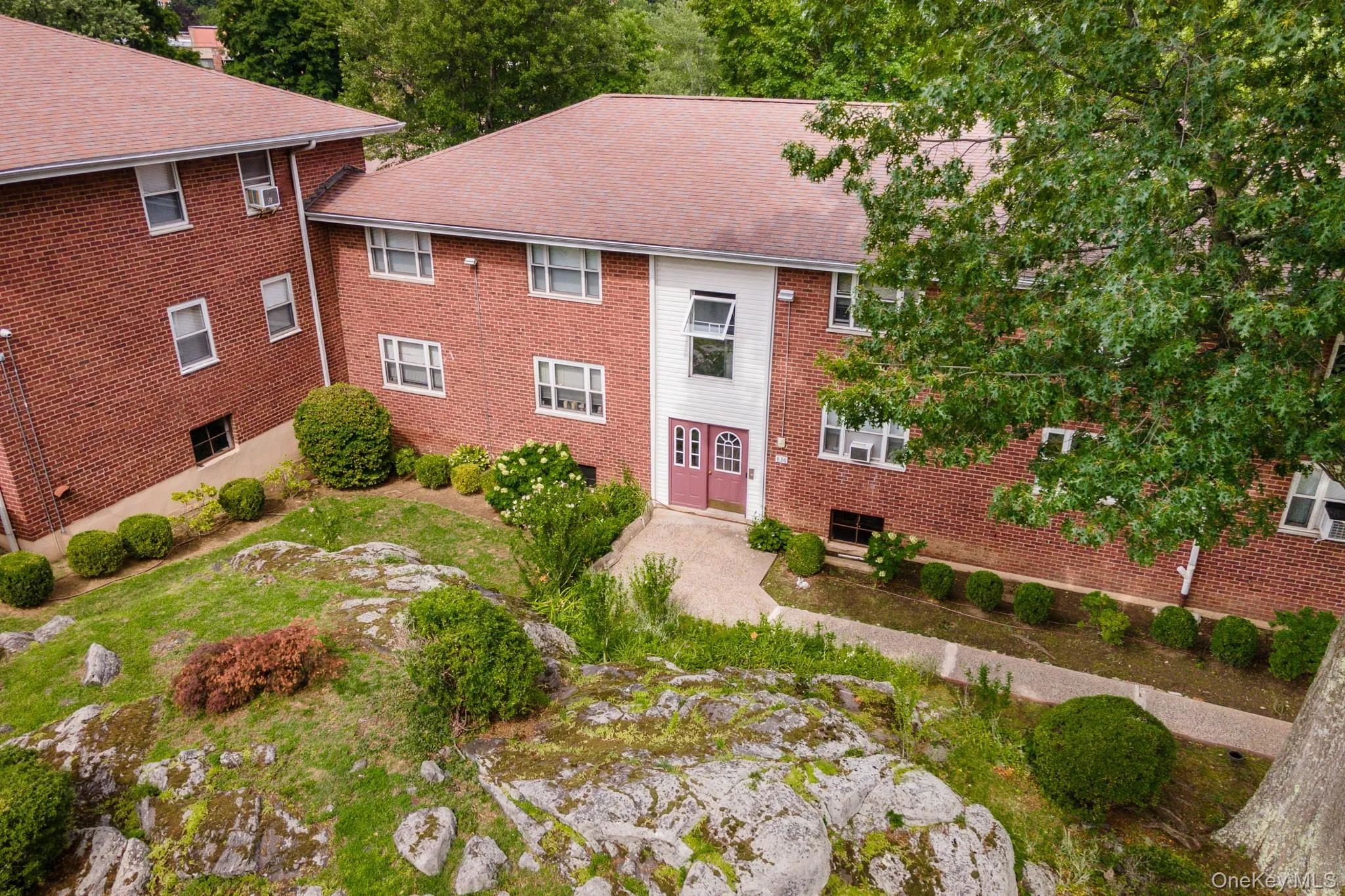 836 Broadway, Yonkers, NY, 2 Bedrooms Bedrooms, 5 Rooms Rooms,1 BathroomBathrooms,Residential,For Rent,Broadway,0,1065989 836 Broadway, Yonkers, NY, 2 Bedrooms Bedrooms, 5 Rooms Rooms,1 BathroomBathrooms,Residential,For Rent,Broadway,0,1065989