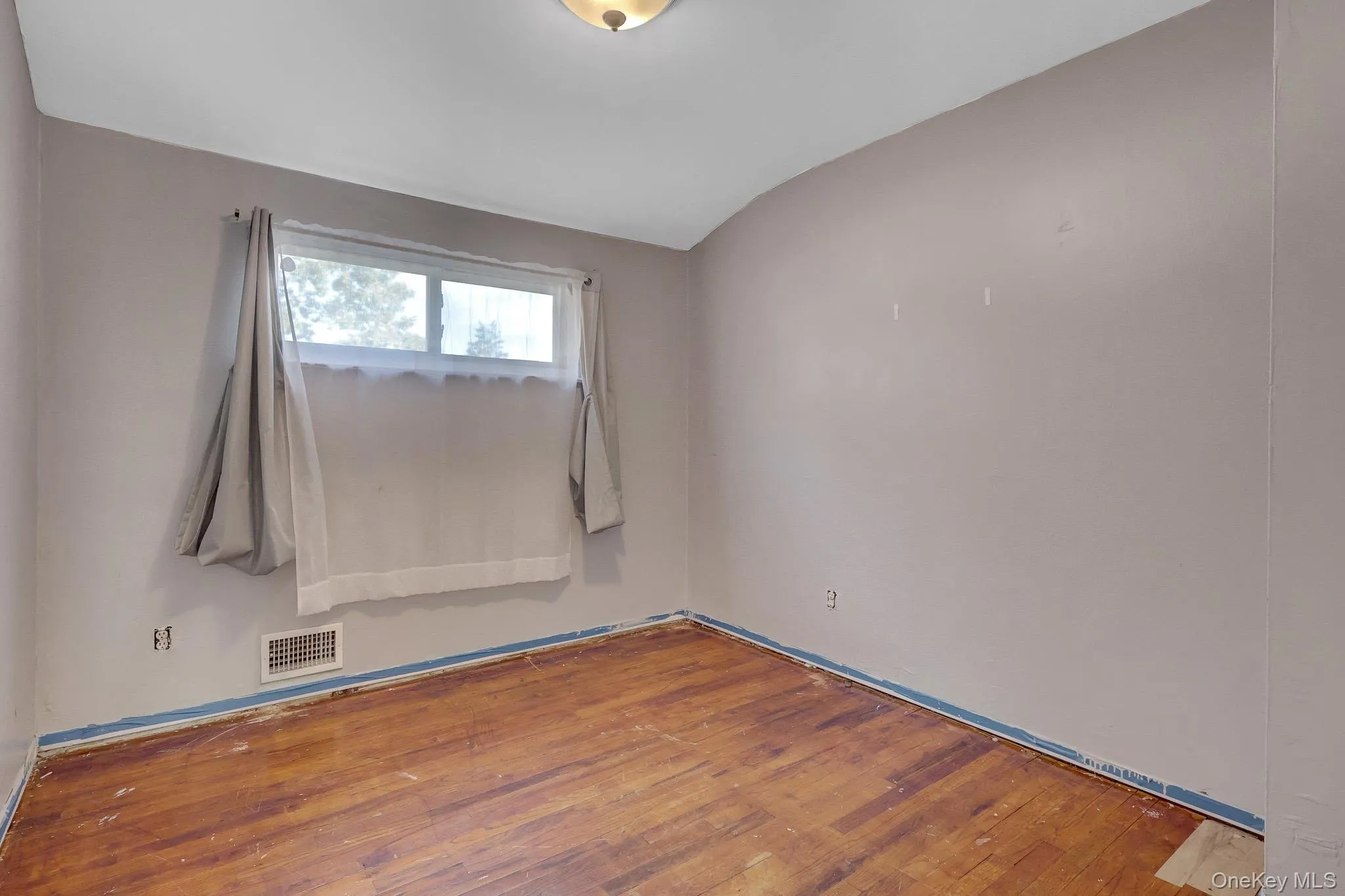 247 Delaware Avenue, Islip, NY, 6 Bedrooms Bedrooms, 12 Rooms Rooms,3 BathroomsBathrooms,Residential,For Rent,Delaware,0,1066009 247 Delaware Avenue, Islip, NY, 6 Bedrooms Bedrooms, 12 Rooms Rooms,3 BathroomsBathrooms,Residential,For Rent,Delaware,0,1066009