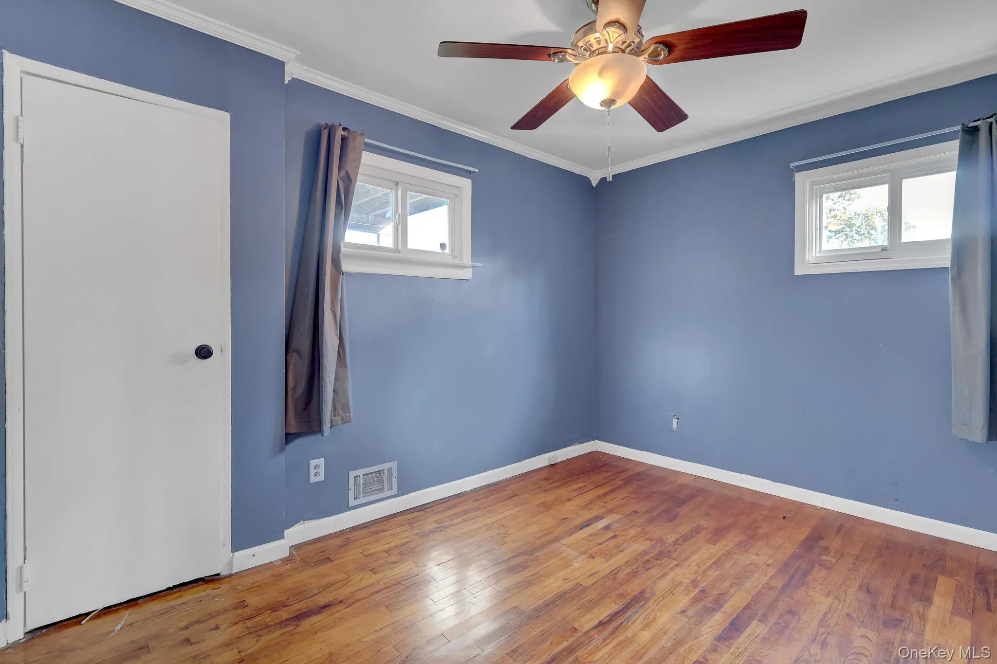 247 Delaware Avenue, Islip, NY, 6 Bedrooms Bedrooms, 12 Rooms Rooms,3 BathroomsBathrooms,Residential,For Rent,Delaware,0,1066009 247 Delaware Avenue, Islip, NY, 6 Bedrooms Bedrooms, 12 Rooms Rooms,3 BathroomsBathrooms,Residential,For Rent,Delaware,0,1066009