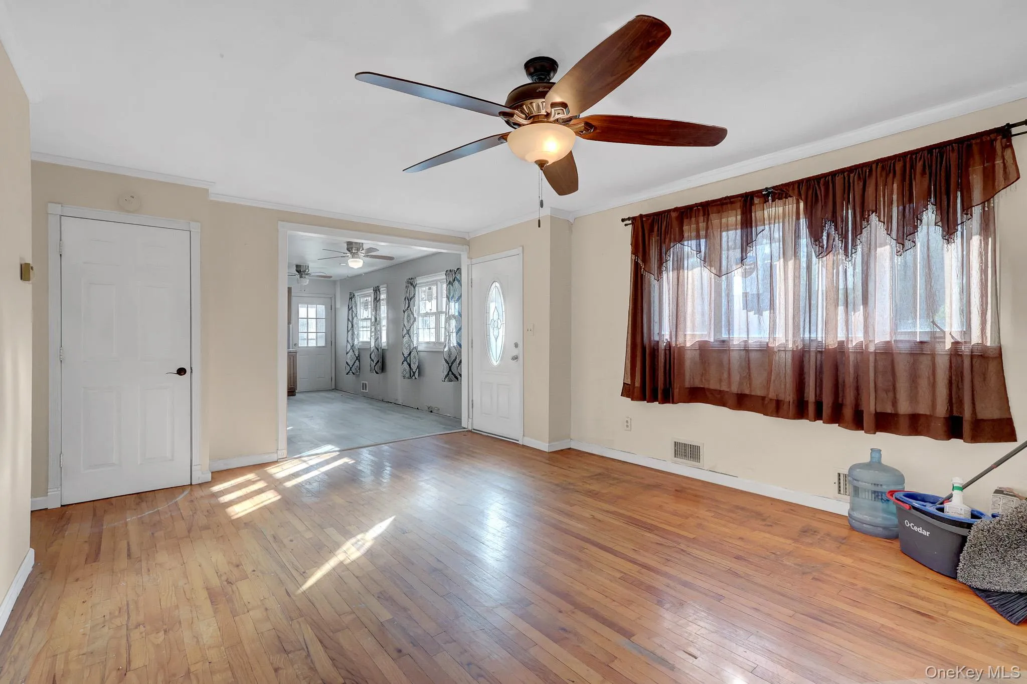 247 Delaware Avenue, Islip, NY, 6 Bedrooms Bedrooms, 12 Rooms Rooms,3 BathroomsBathrooms,Residential,For Rent,Delaware,0,1066009 247 Delaware Avenue, Islip, NY, 6 Bedrooms Bedrooms, 12 Rooms Rooms,3 BathroomsBathrooms,Residential,For Rent,Delaware,0,1066009