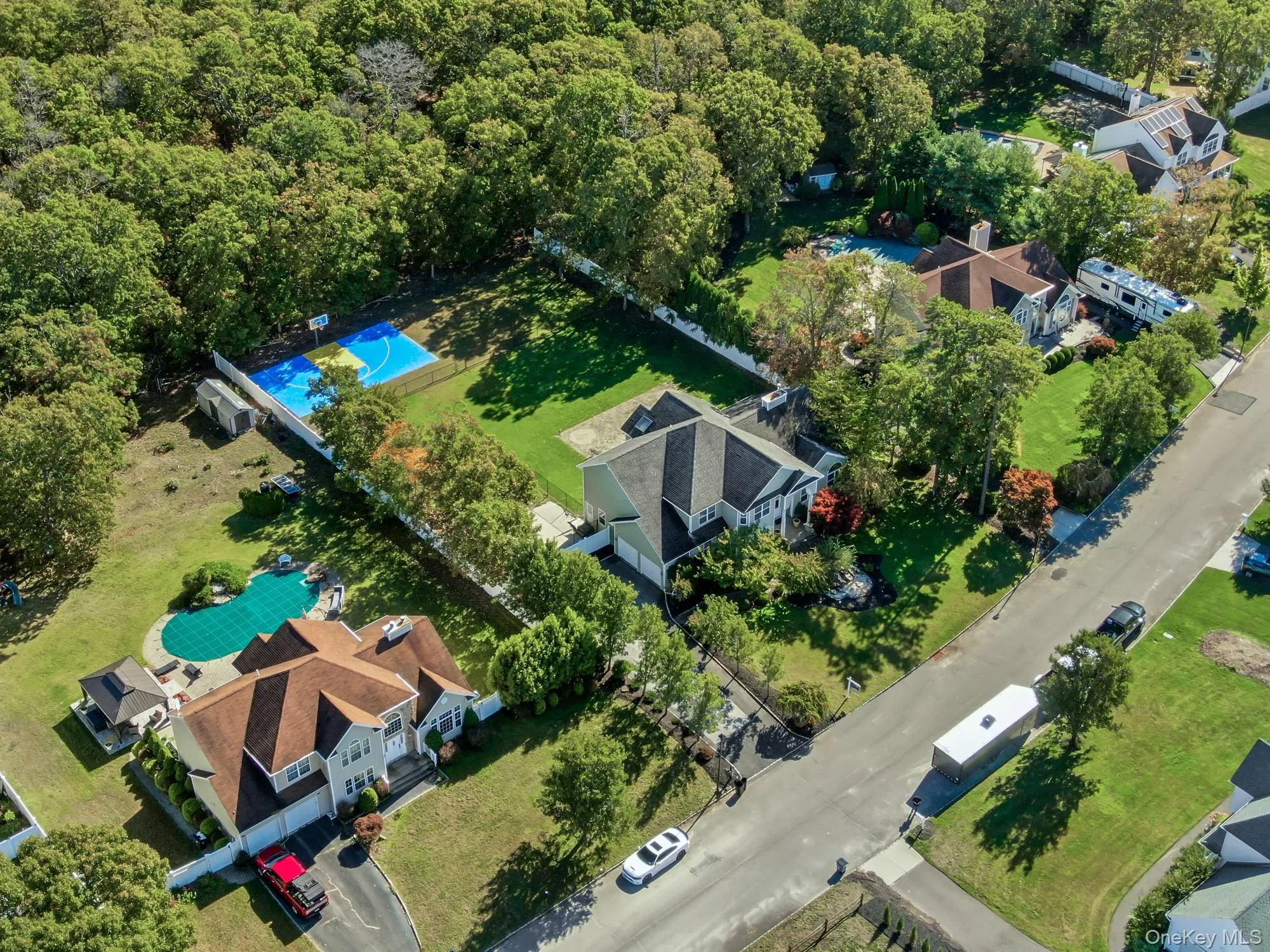 13 Horstead Court, Brookhaven, NY, 4 Bedrooms Bedrooms, 10 Rooms Rooms,2 BathroomsBathrooms,Residential,For Rent,Horstead,0,1066019 13 Horstead Court, Brookhaven, NY, 4 Bedrooms Bedrooms, 10 Rooms Rooms,2 BathroomsBathrooms,Residential,For Rent,Horstead,0,1066019