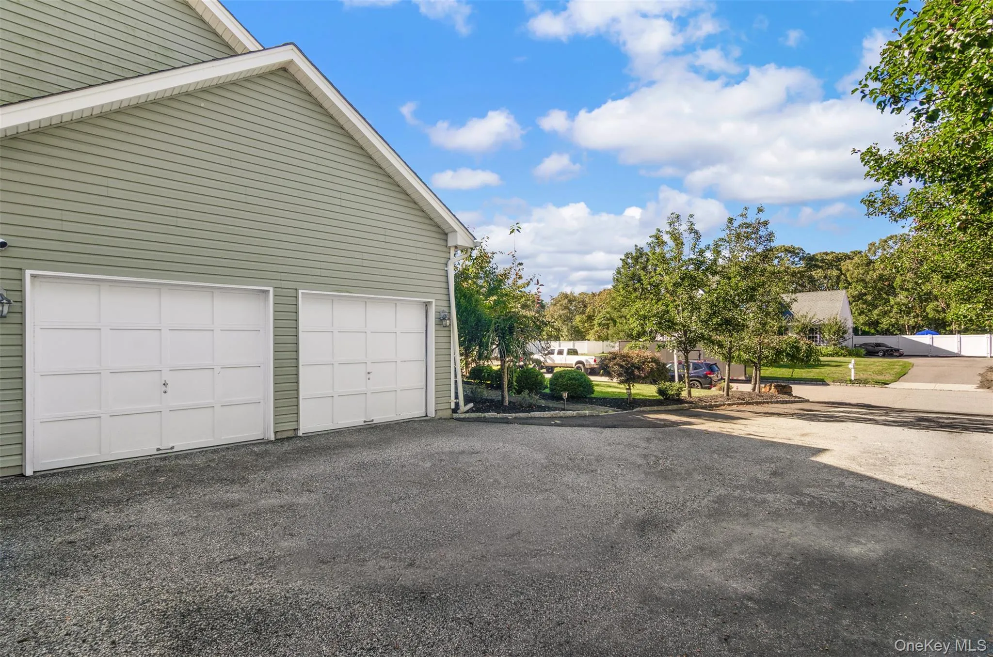 13 Horstead Court, Brookhaven, NY, 4 Bedrooms Bedrooms, 10 Rooms Rooms,2 BathroomsBathrooms,Residential,For Rent,Horstead,0,1066019 13 Horstead Court, Brookhaven, NY, 4 Bedrooms Bedrooms, 10 Rooms Rooms,2 BathroomsBathrooms,Residential,For Rent,Horstead,0,1066019