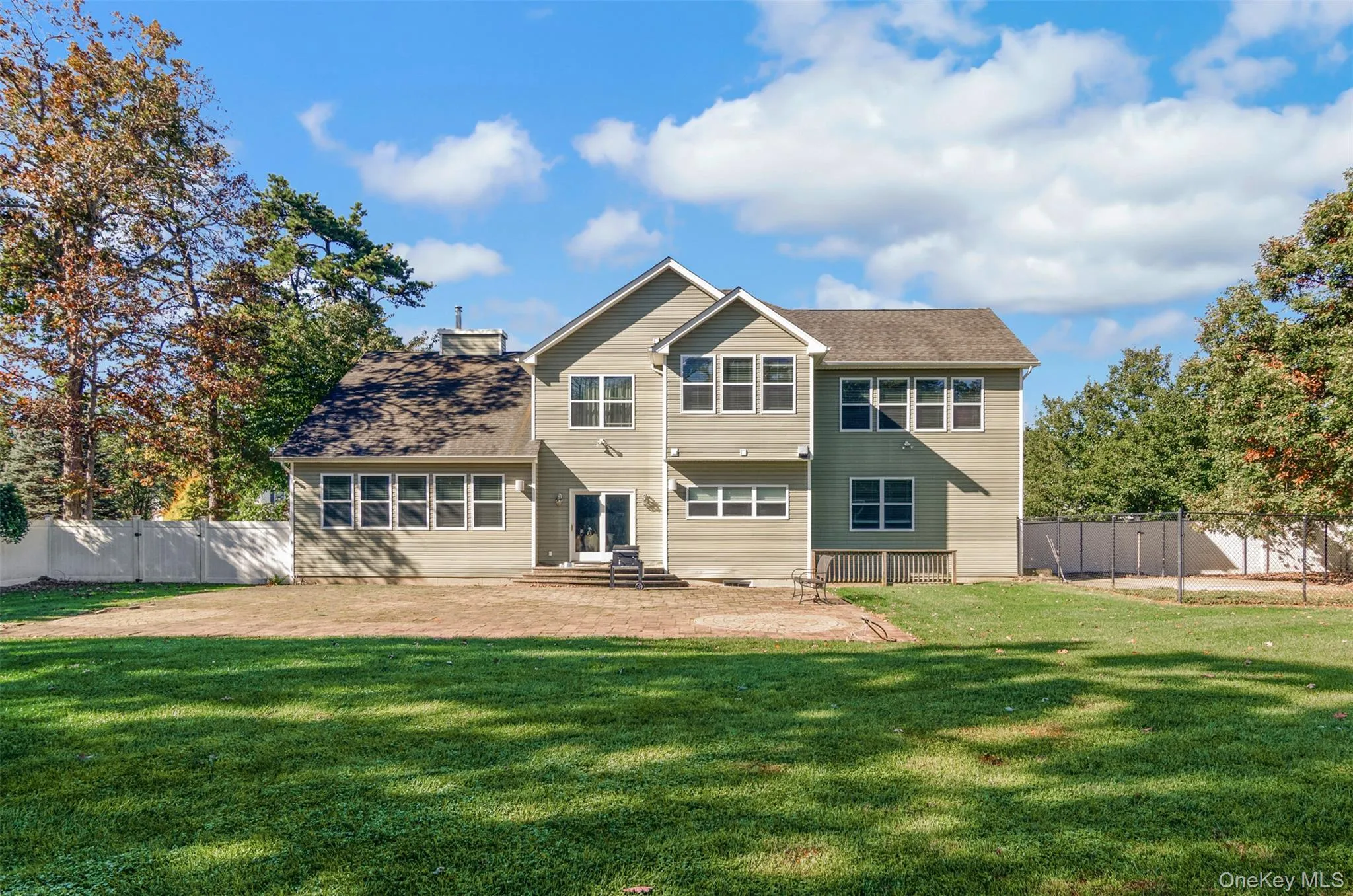 13 Horstead Court, Brookhaven, NY, 4 Bedrooms Bedrooms, 10 Rooms Rooms,2 BathroomsBathrooms,Residential,For Rent,Horstead,0,1066019 13 Horstead Court, Brookhaven, NY, 4 Bedrooms Bedrooms, 10 Rooms Rooms,2 BathroomsBathrooms,Residential,For Rent,Horstead,0,1066019