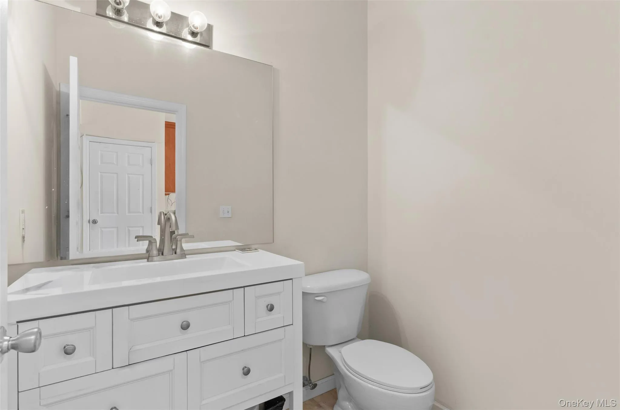 13 Horstead Court, Brookhaven, NY, 4 Bedrooms Bedrooms, 10 Rooms Rooms,2 BathroomsBathrooms,Residential,For Rent,Horstead,0,1066019 13 Horstead Court, Brookhaven, NY, 4 Bedrooms Bedrooms, 10 Rooms Rooms,2 BathroomsBathrooms,Residential,For Rent,Horstead,0,1066019
